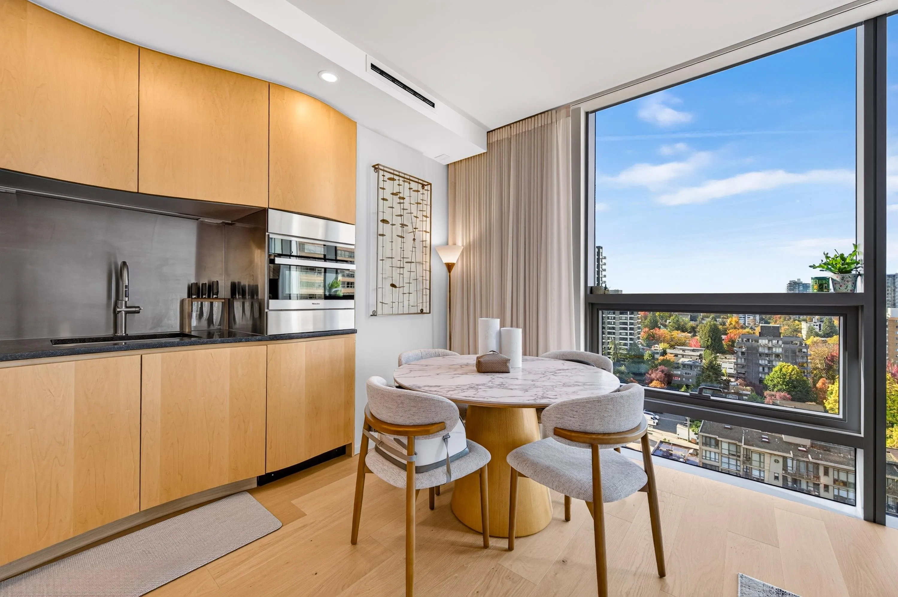 1568 Alberni Street #1605