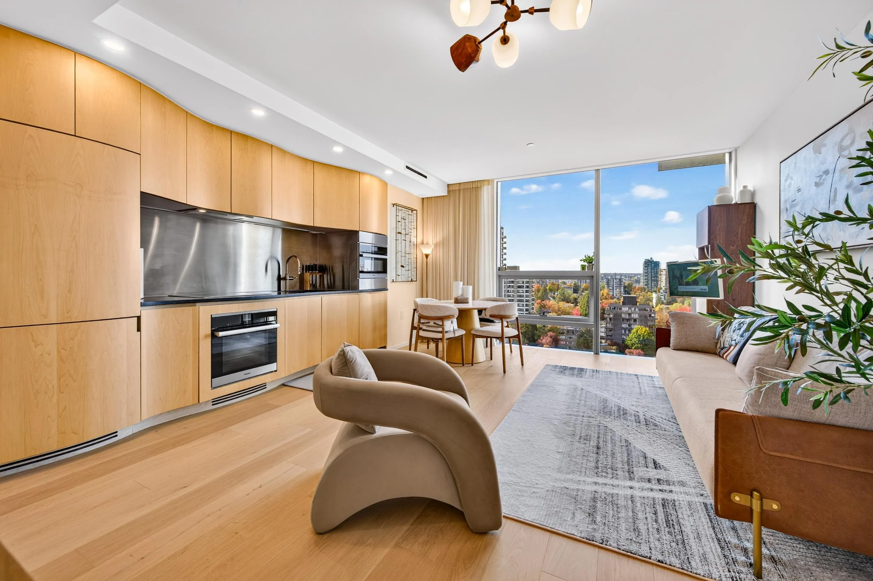 1568 Alberni Street #1605