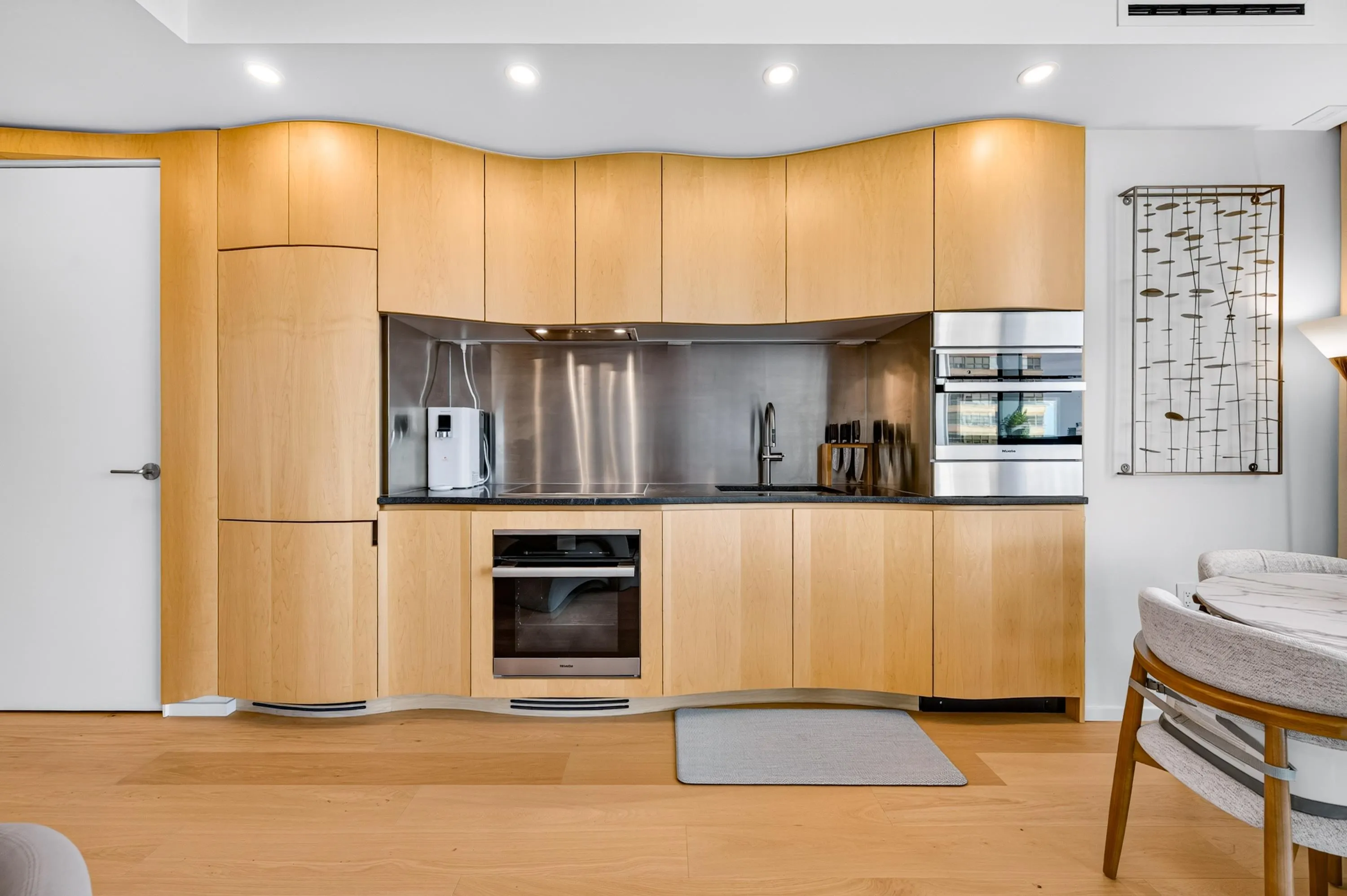1568 Alberni Street #1605
