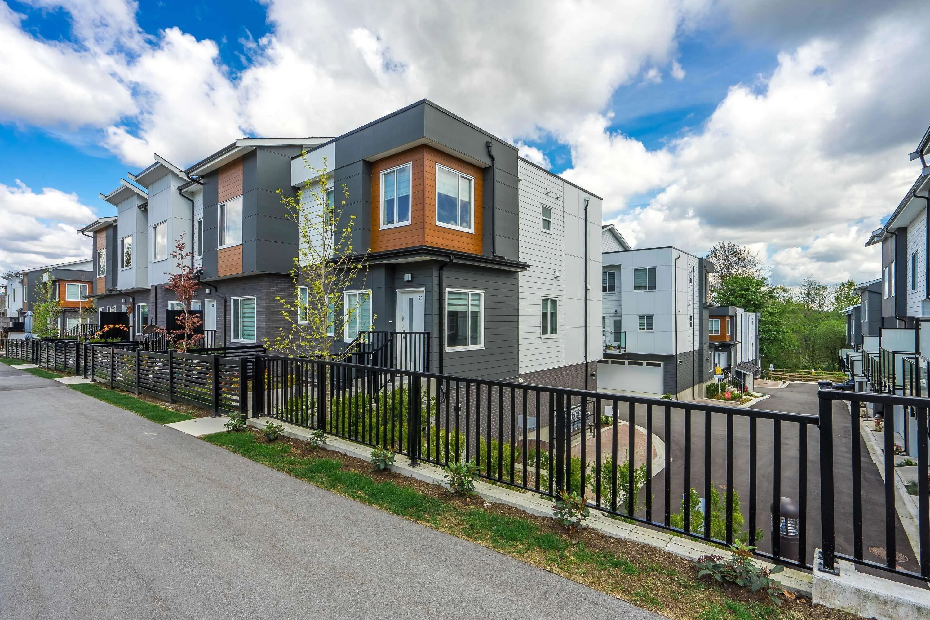 9652 162a Street #37