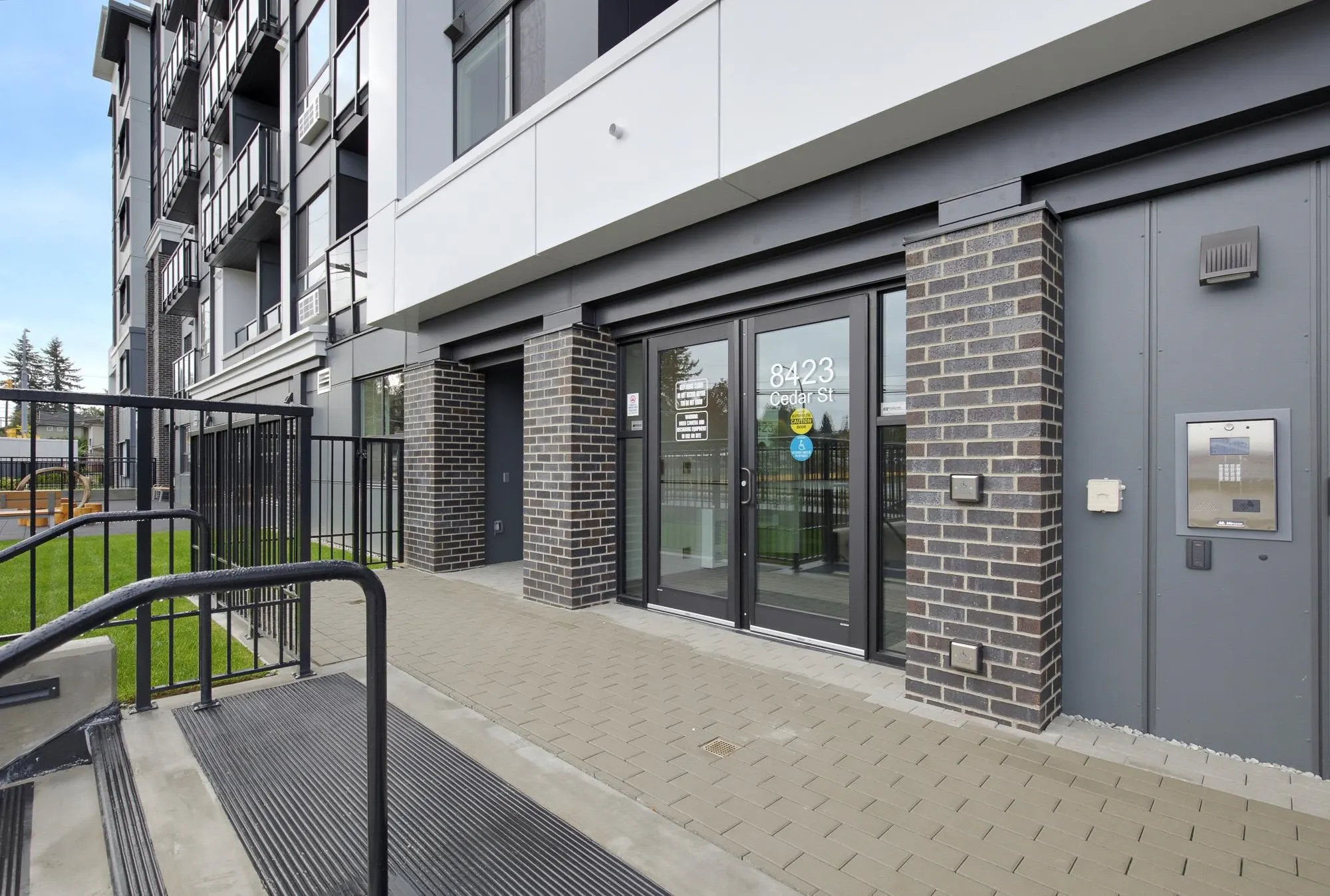 8423 Cedar Street #403