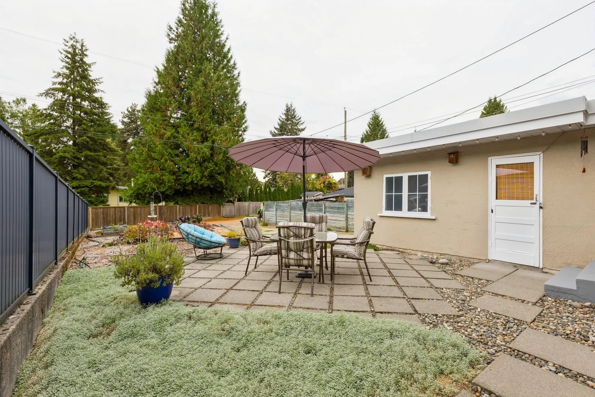331 E 24th Street