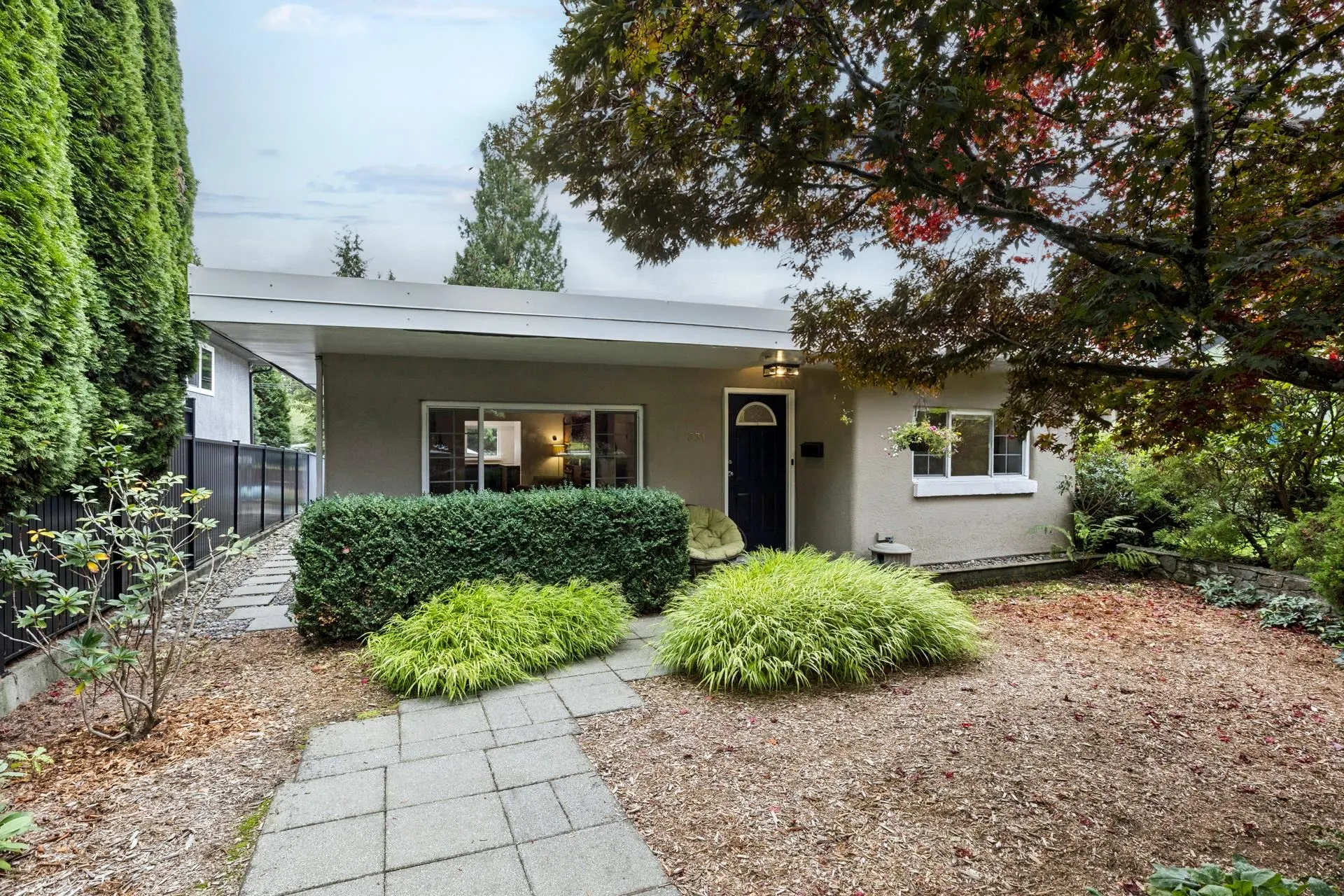 331 E 24th Street