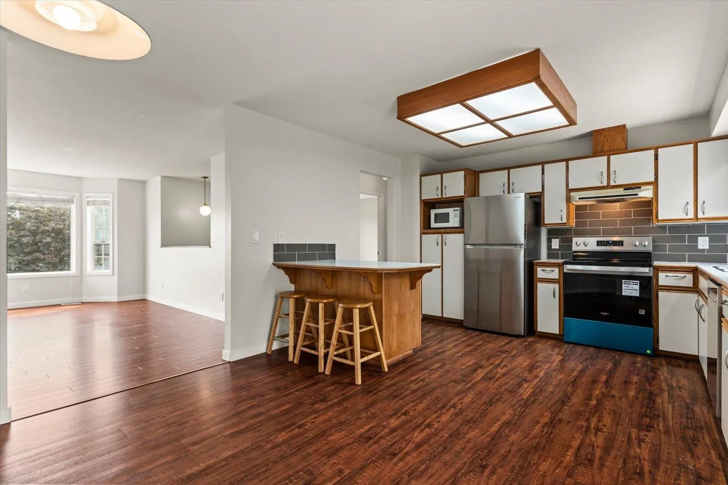 7487 Garnet Drive