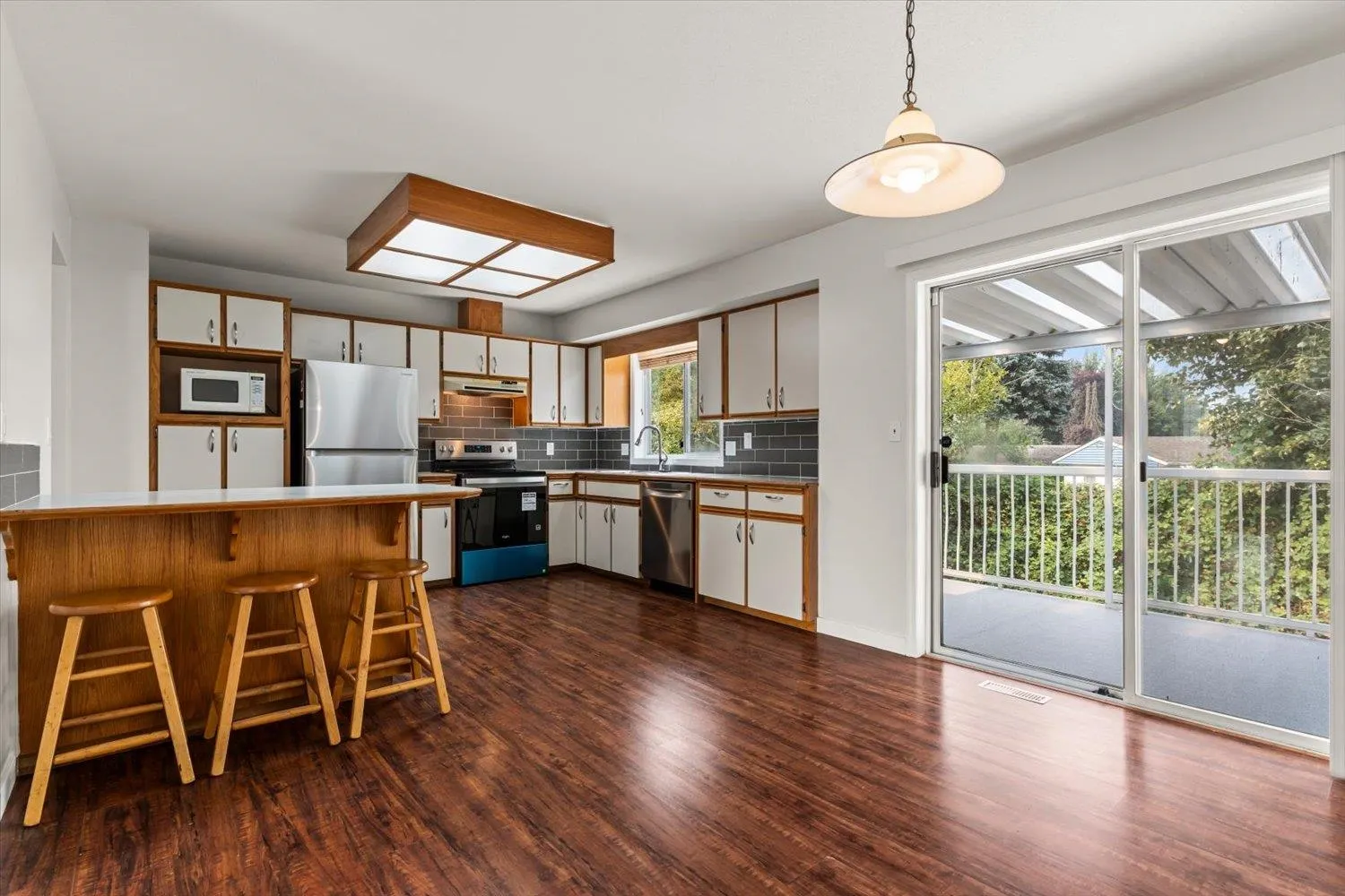 7487 Garnet Drive