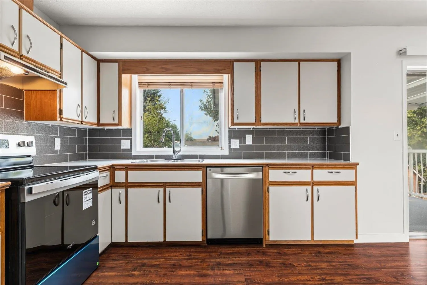 7487 Garnet Drive