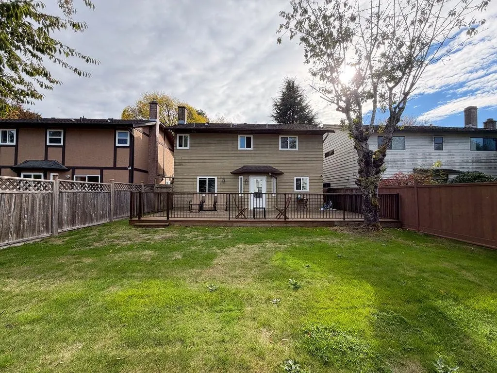 5179 Topaz Place