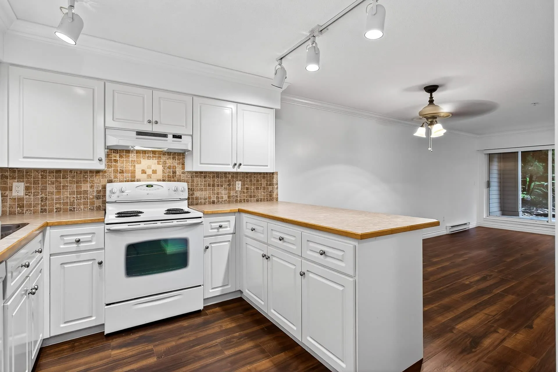 1215 Pacific Street #107