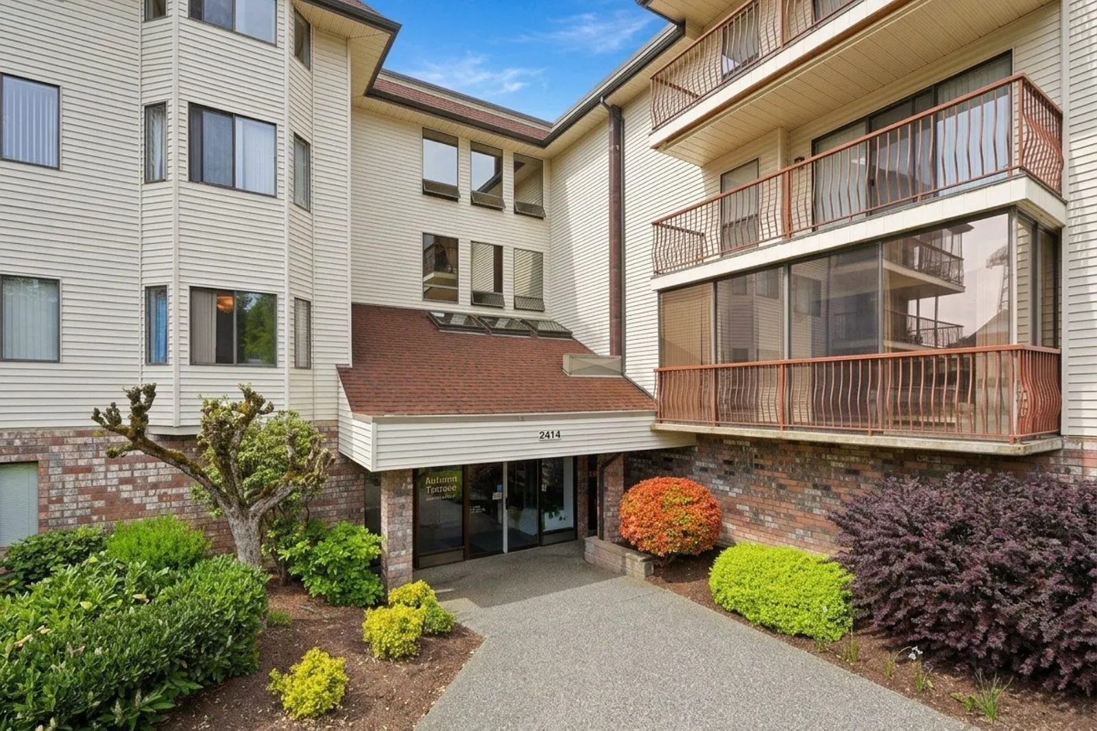 2414 Church Street #214