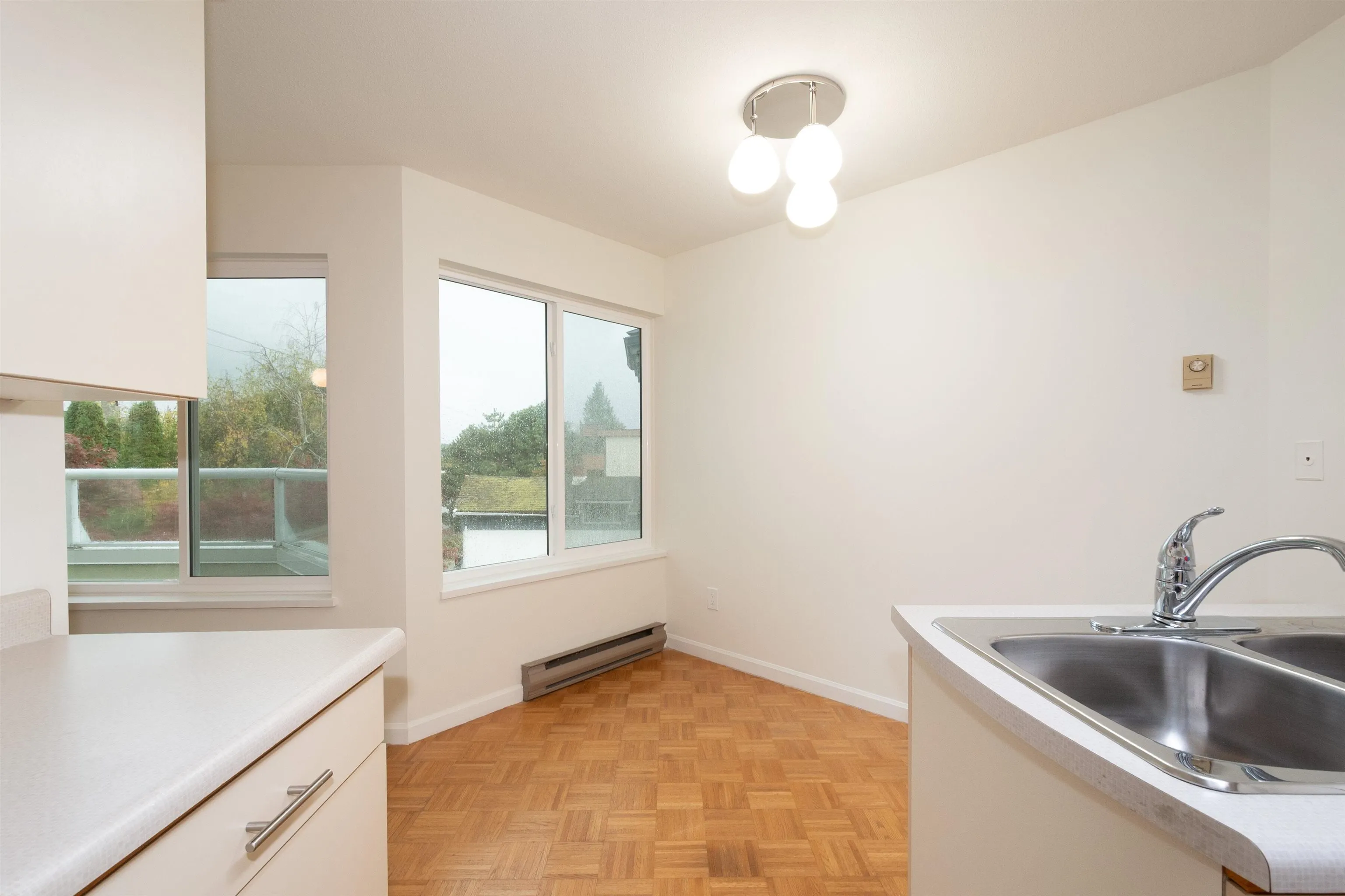 7600 Francis Road #203