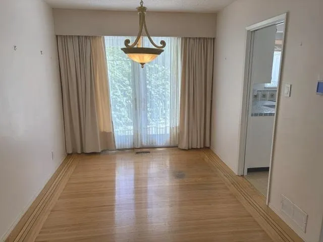 1074 Bayview Drive