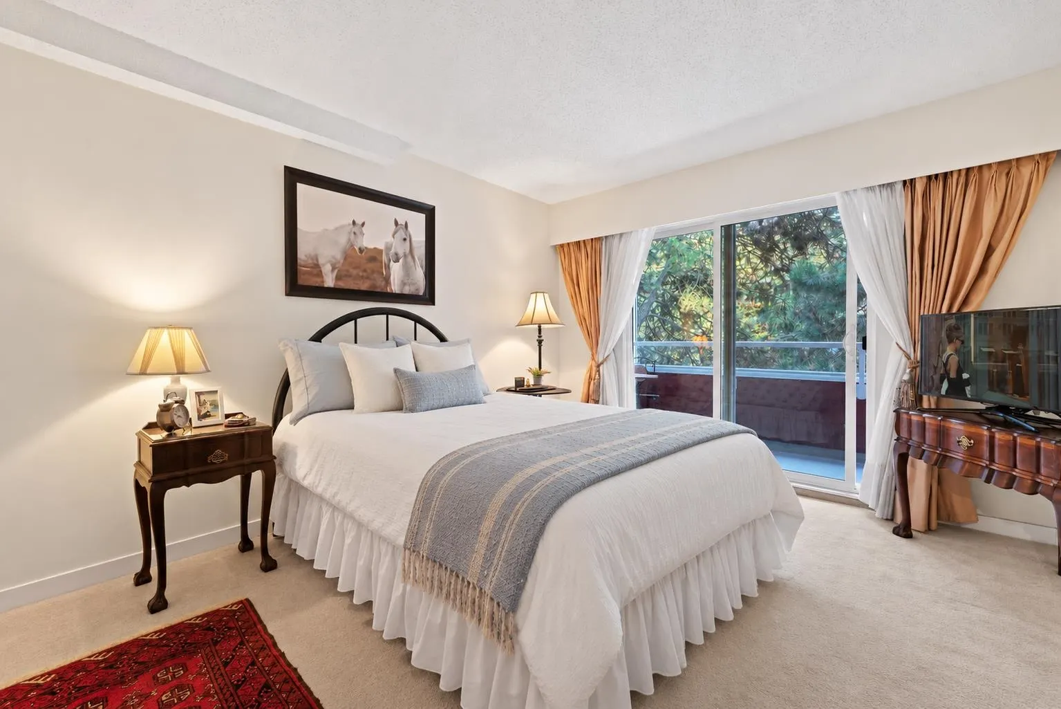 250 W 1st Street #206