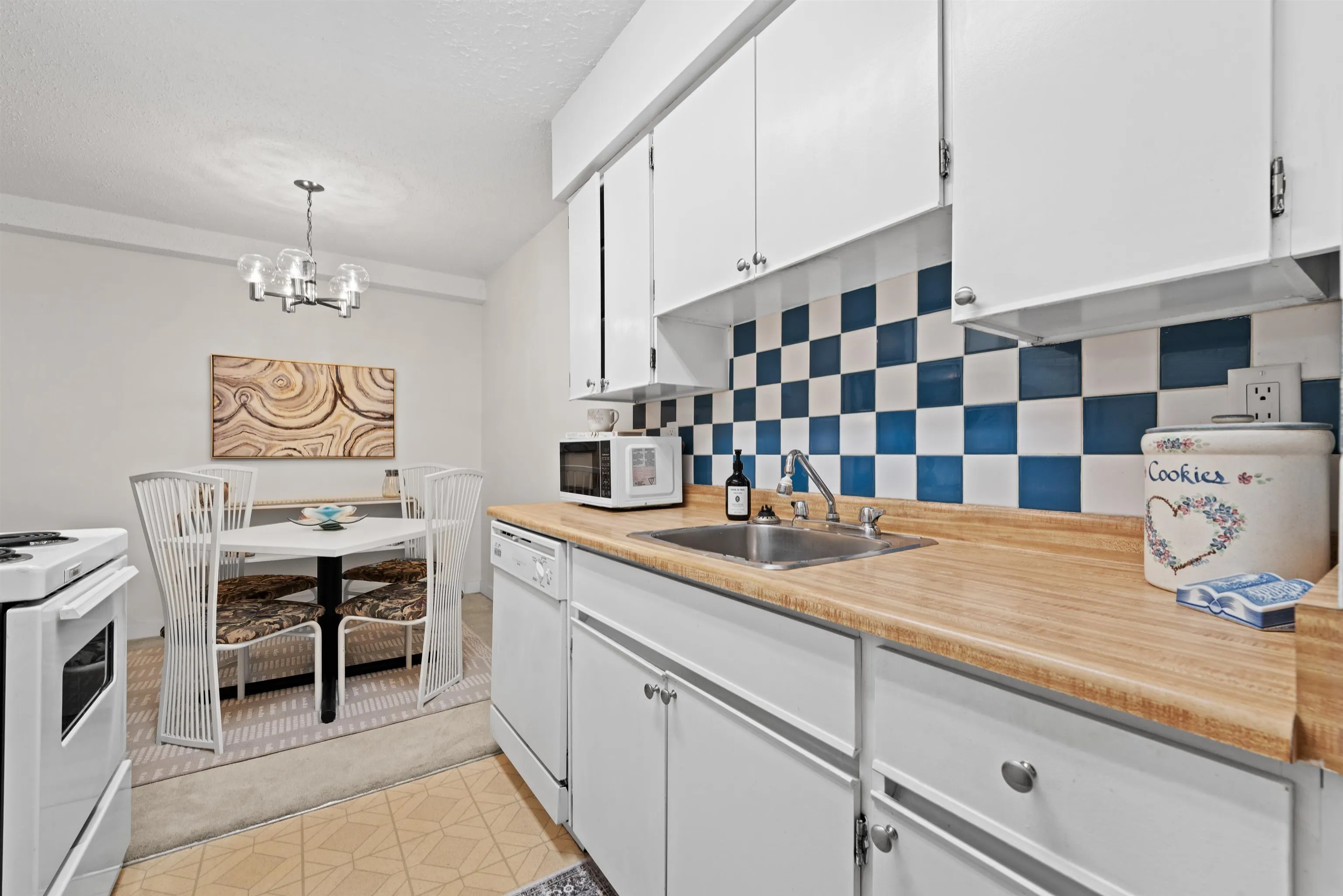 250 W 1st Street #206