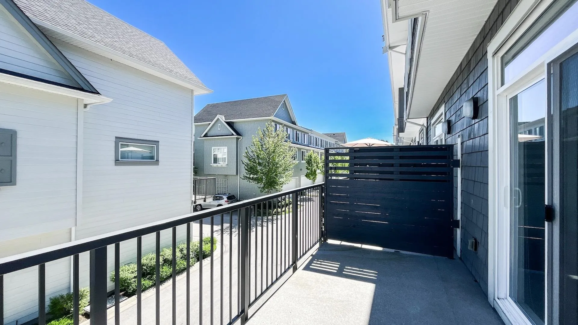 15487 99a Avenue #1