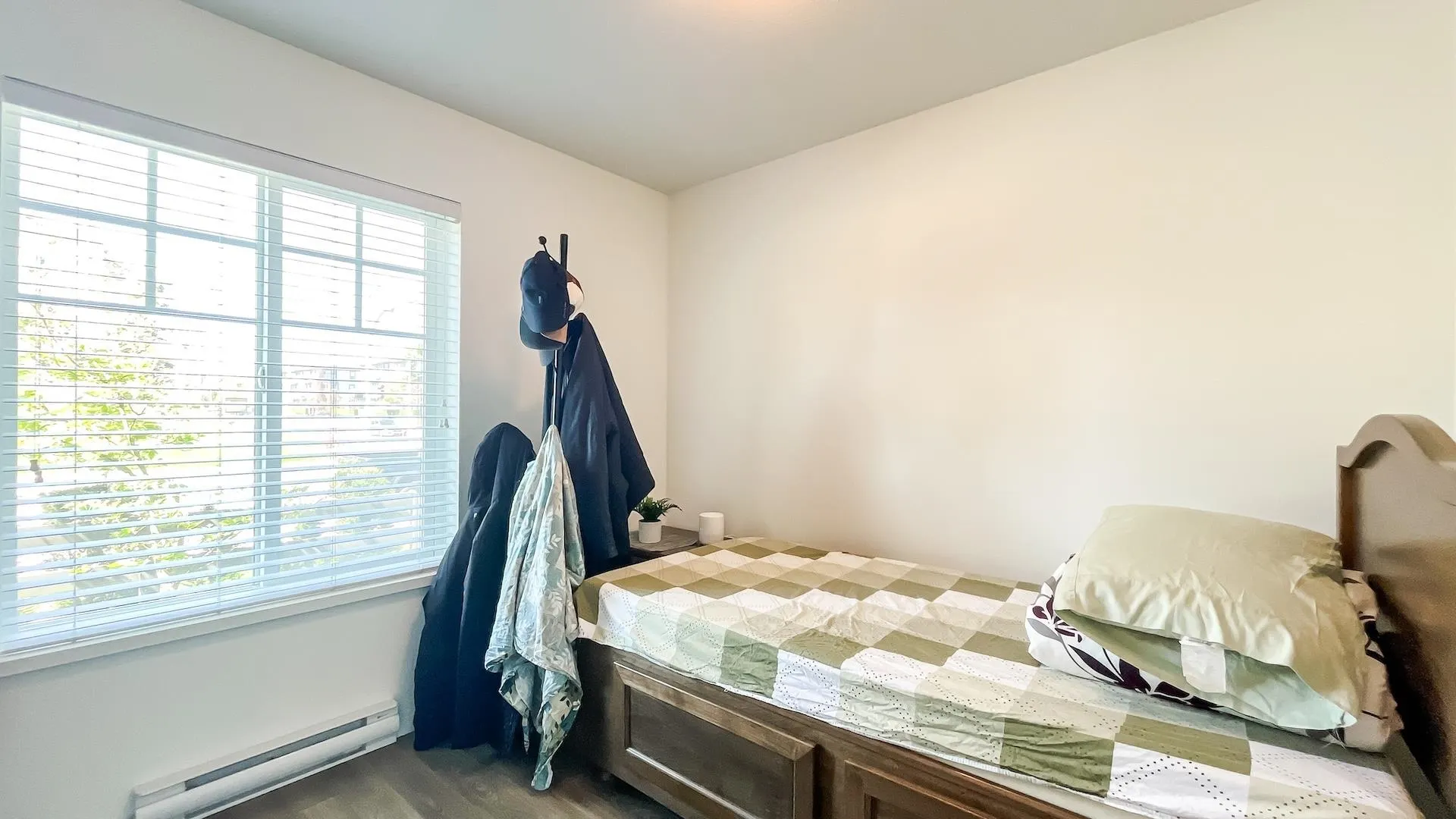 15487 99a Avenue #1