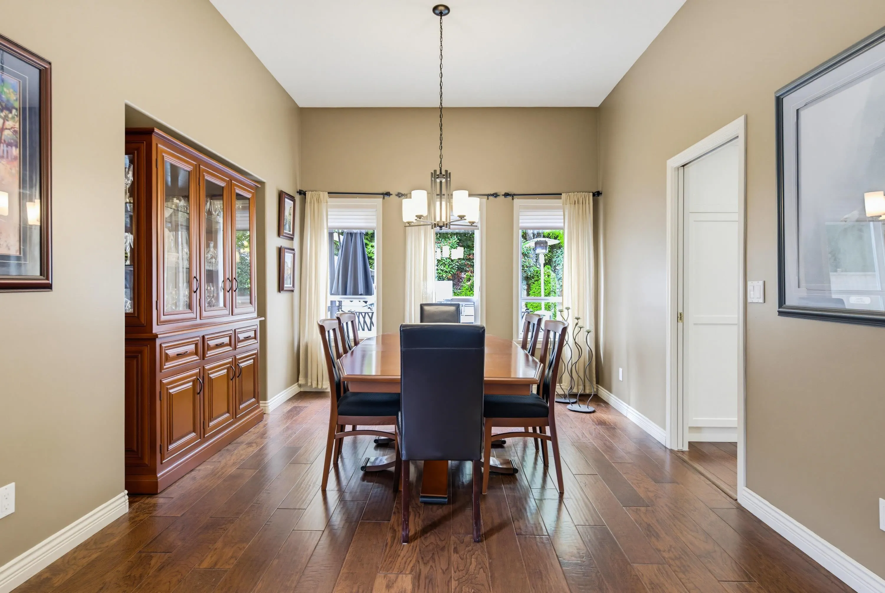 9117 207b Street