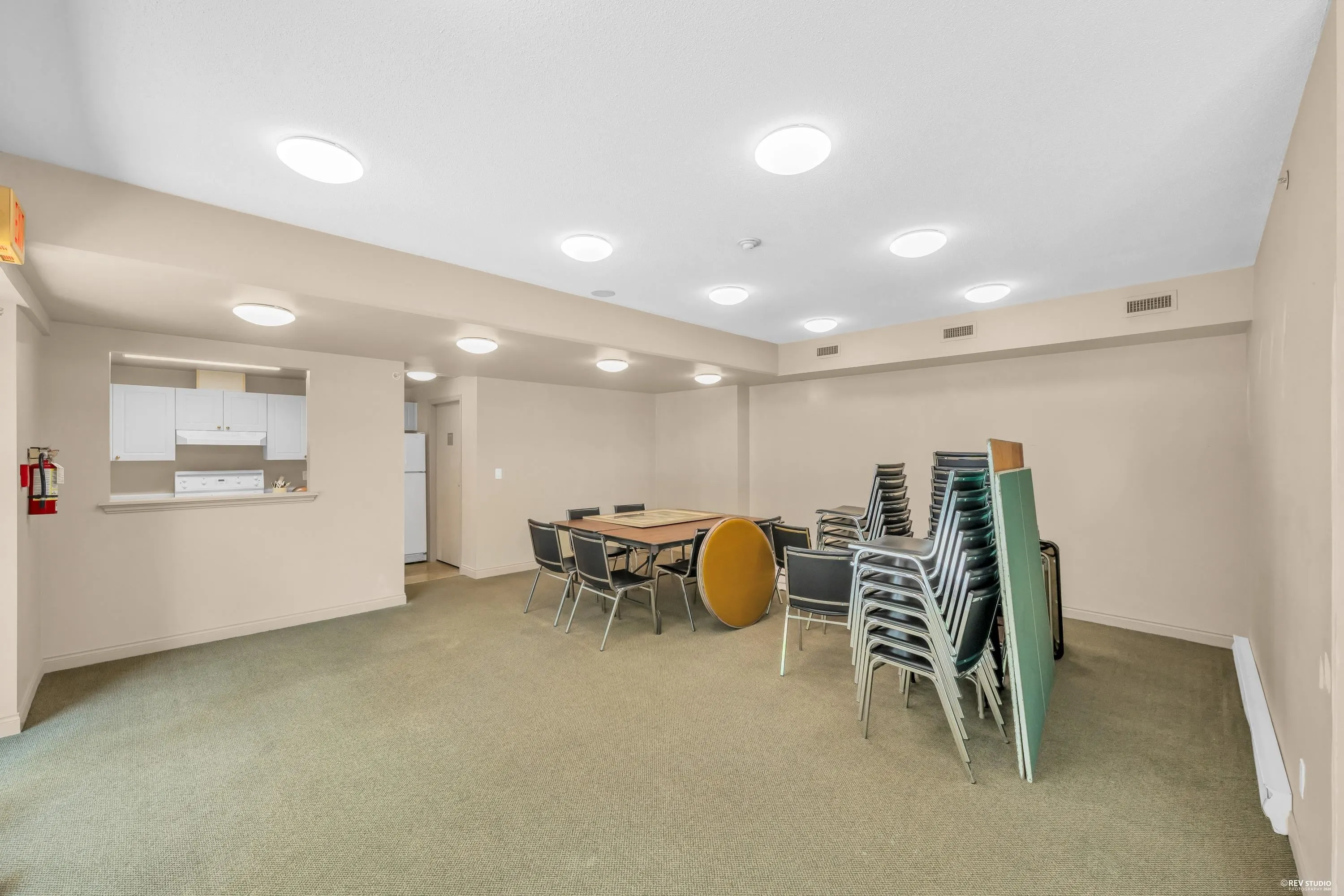 160 W Keith Road #802