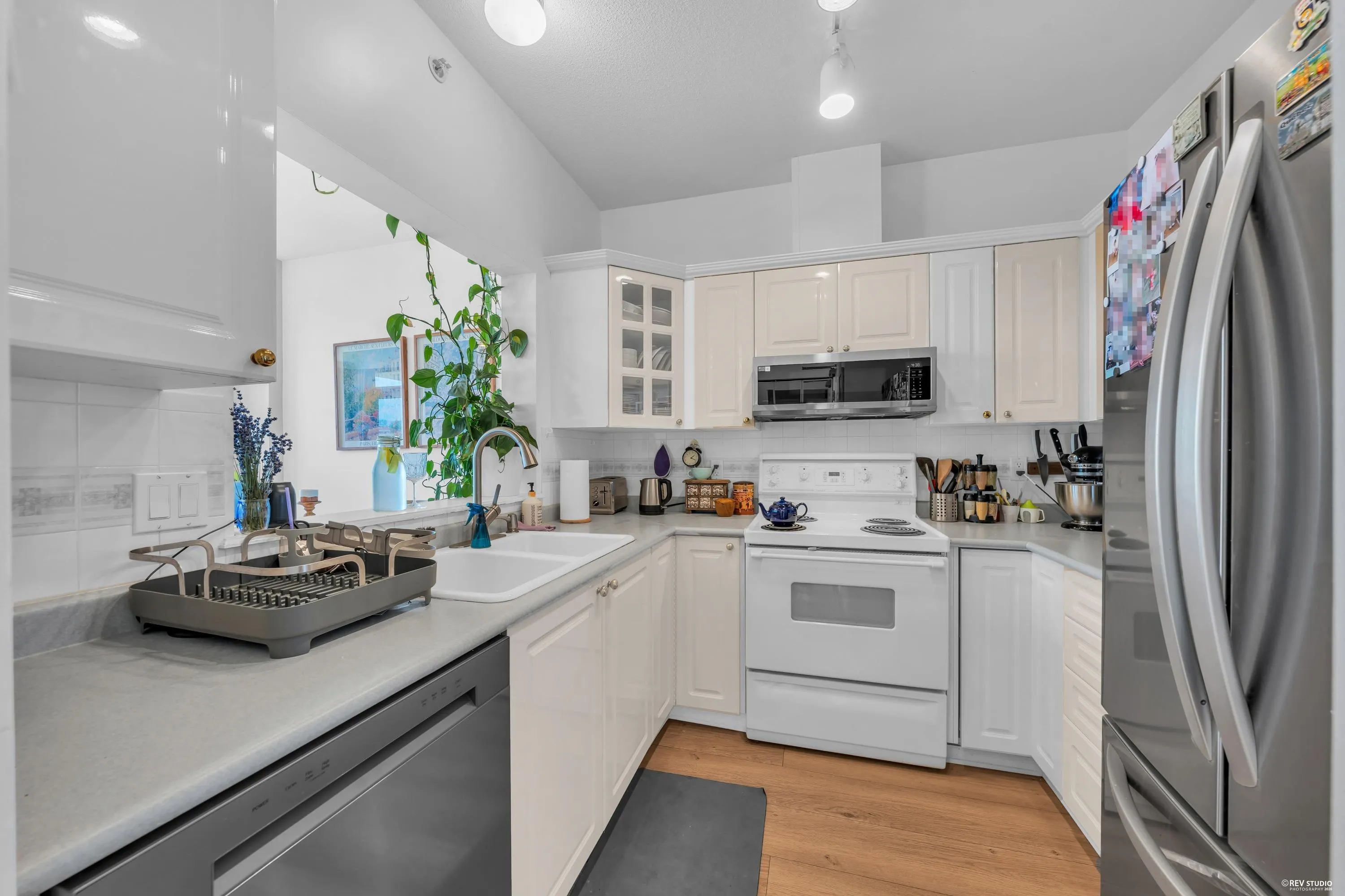 160 W Keith Road #802