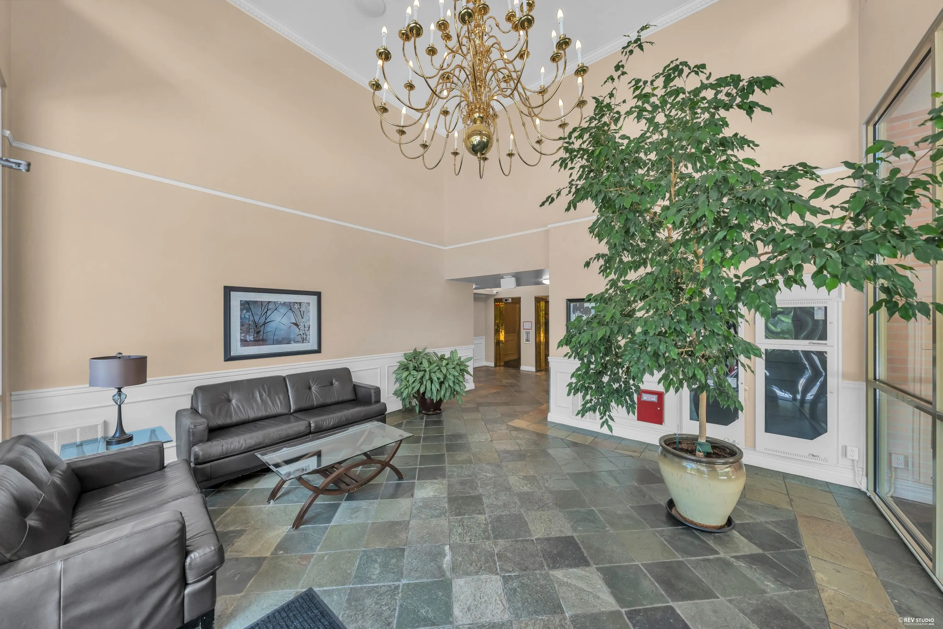 160 W Keith Road #802