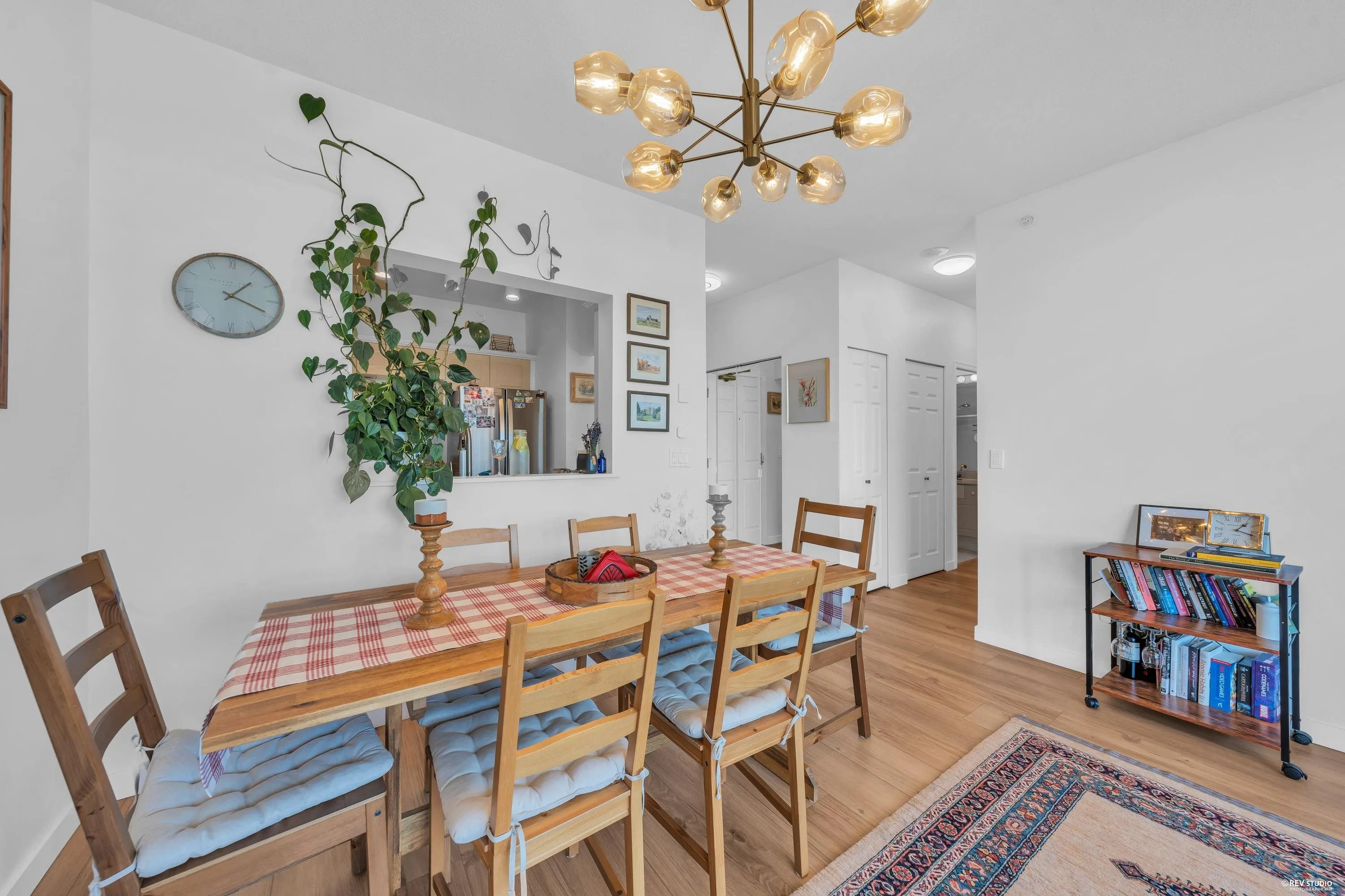 160 W Keith Road #802