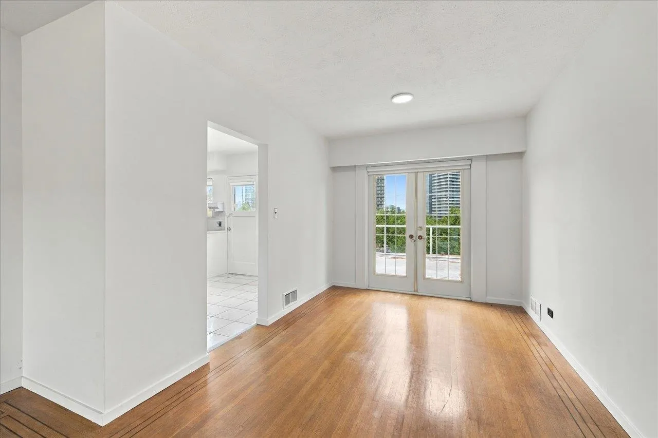 4656 Brentlawn Drive