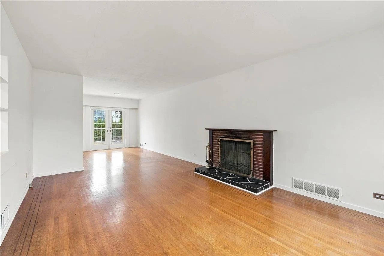4656 Brentlawn Drive