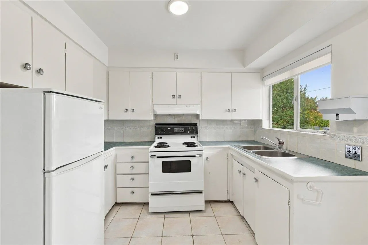 4656 Brentlawn Drive