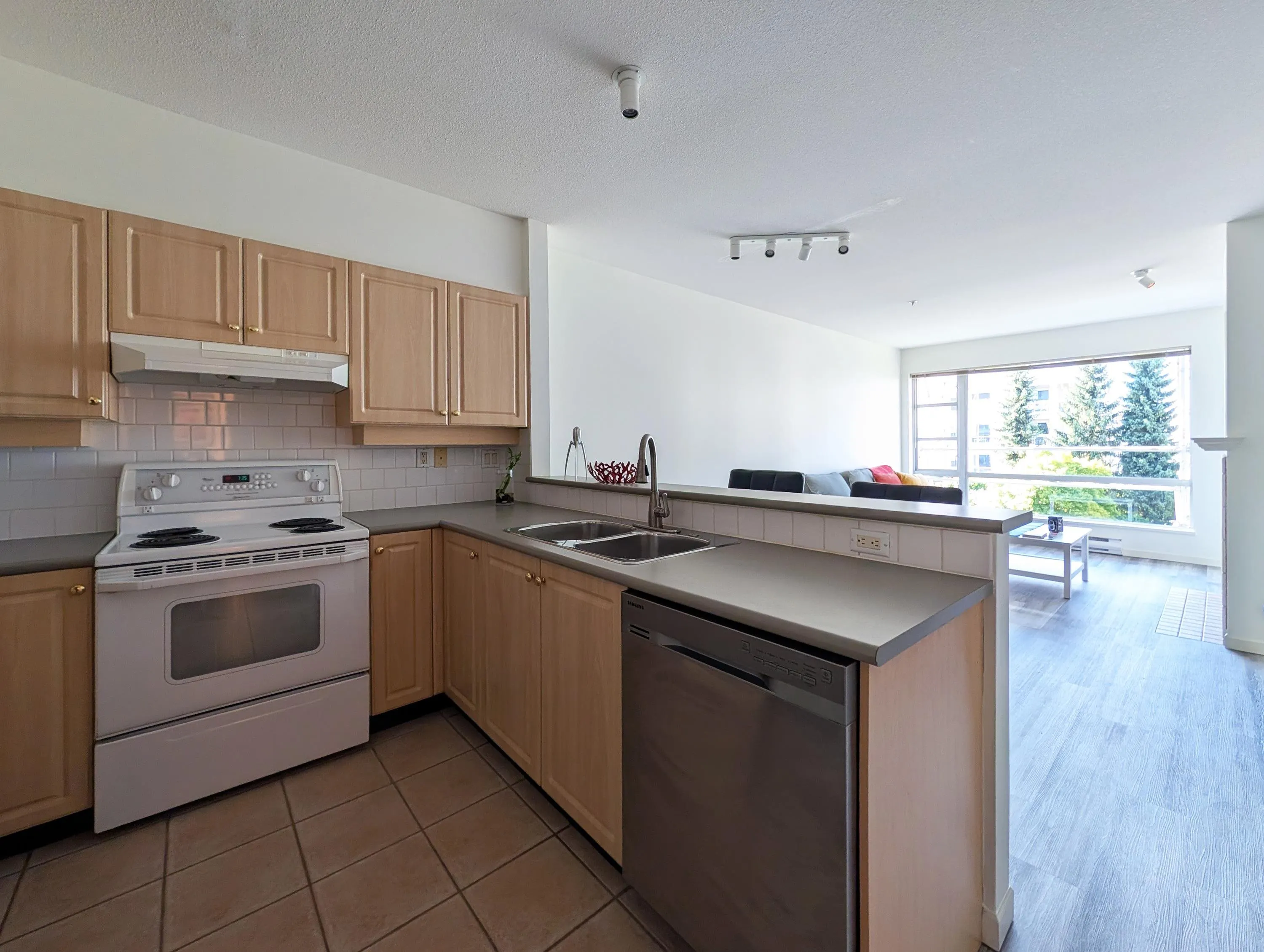 3629 Deercrest Drive #422