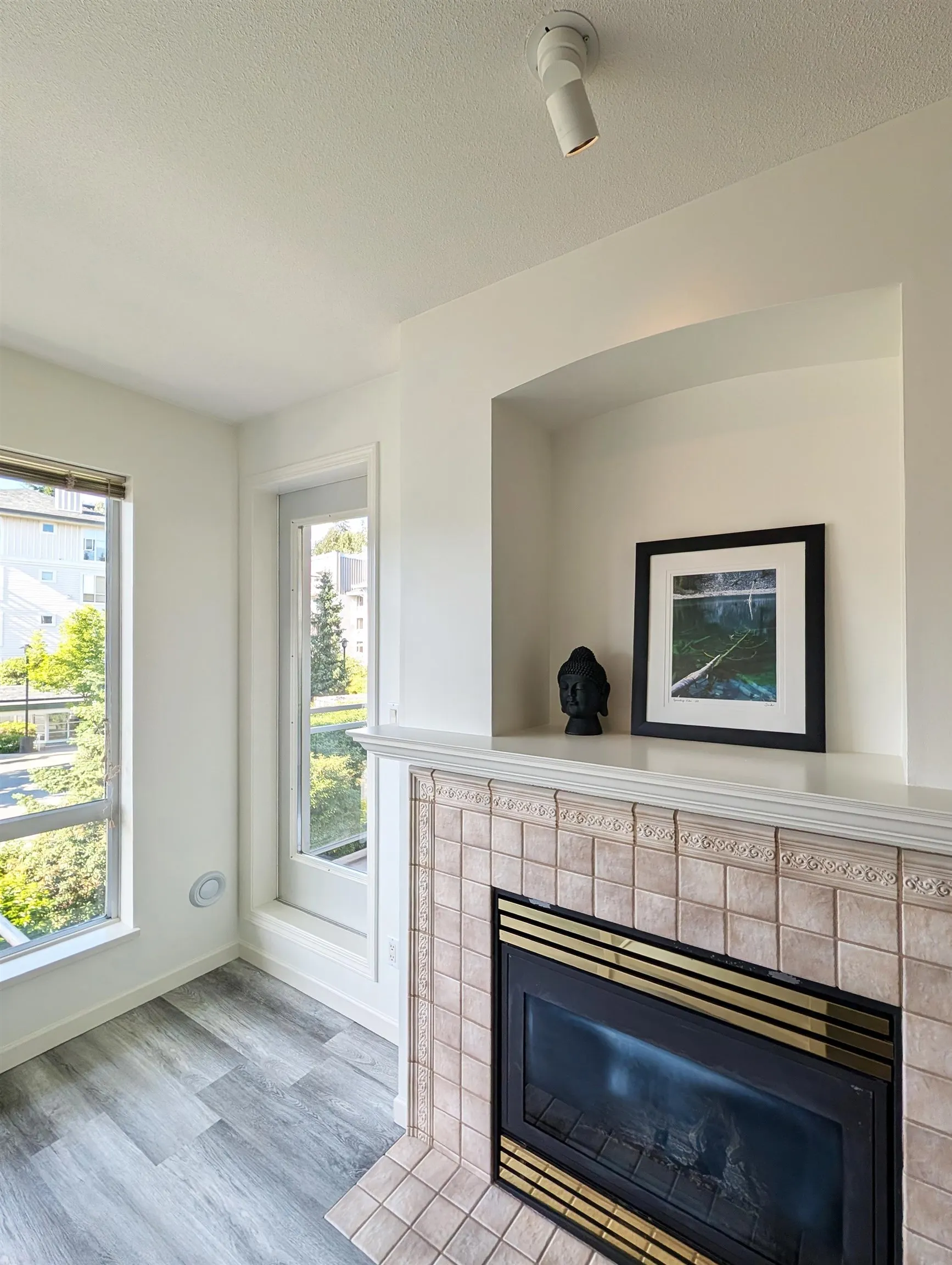 3629 Deercrest Drive #422