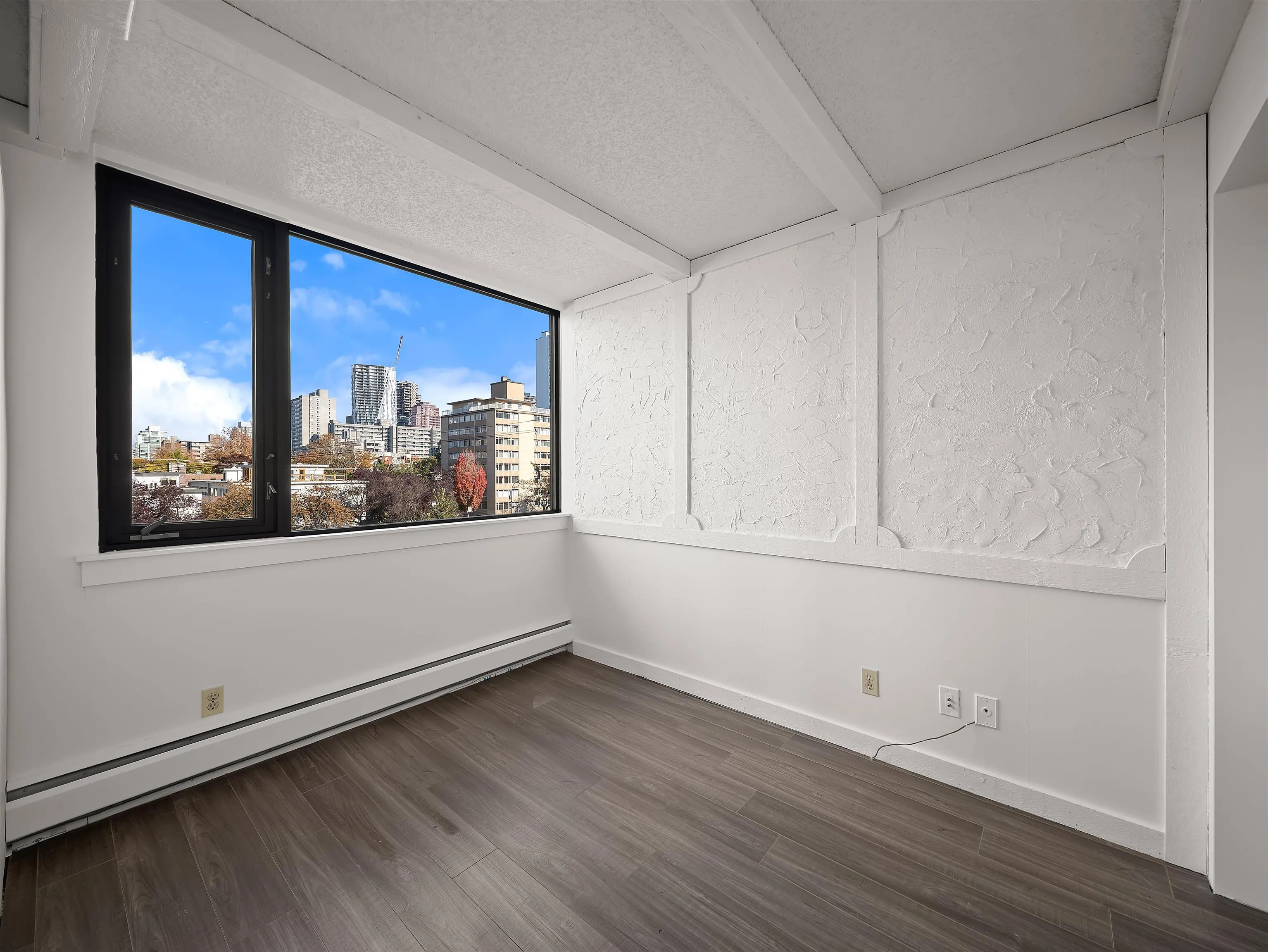 1725 Pendrell Street #503-504