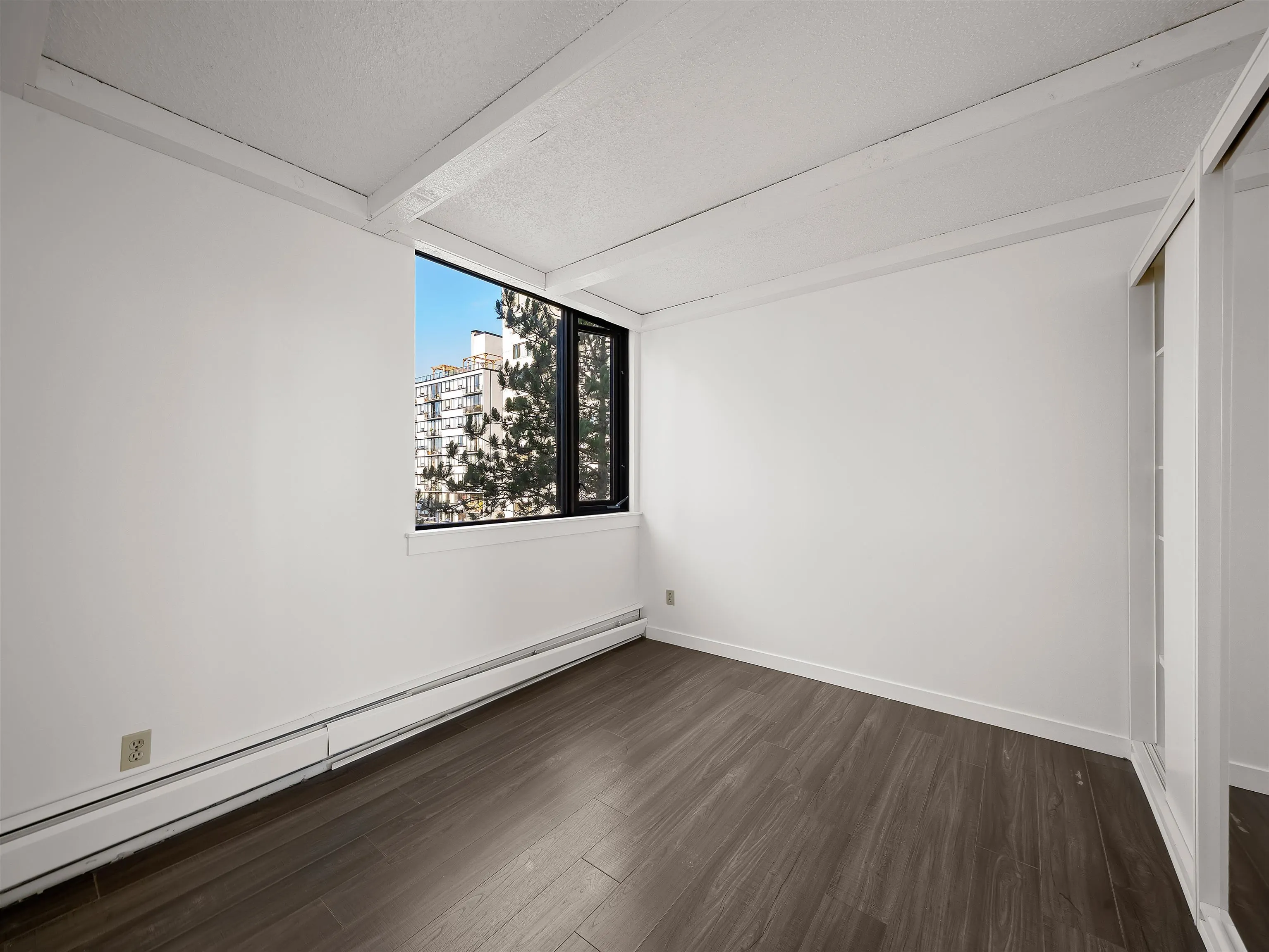 1725 Pendrell Street #503-504