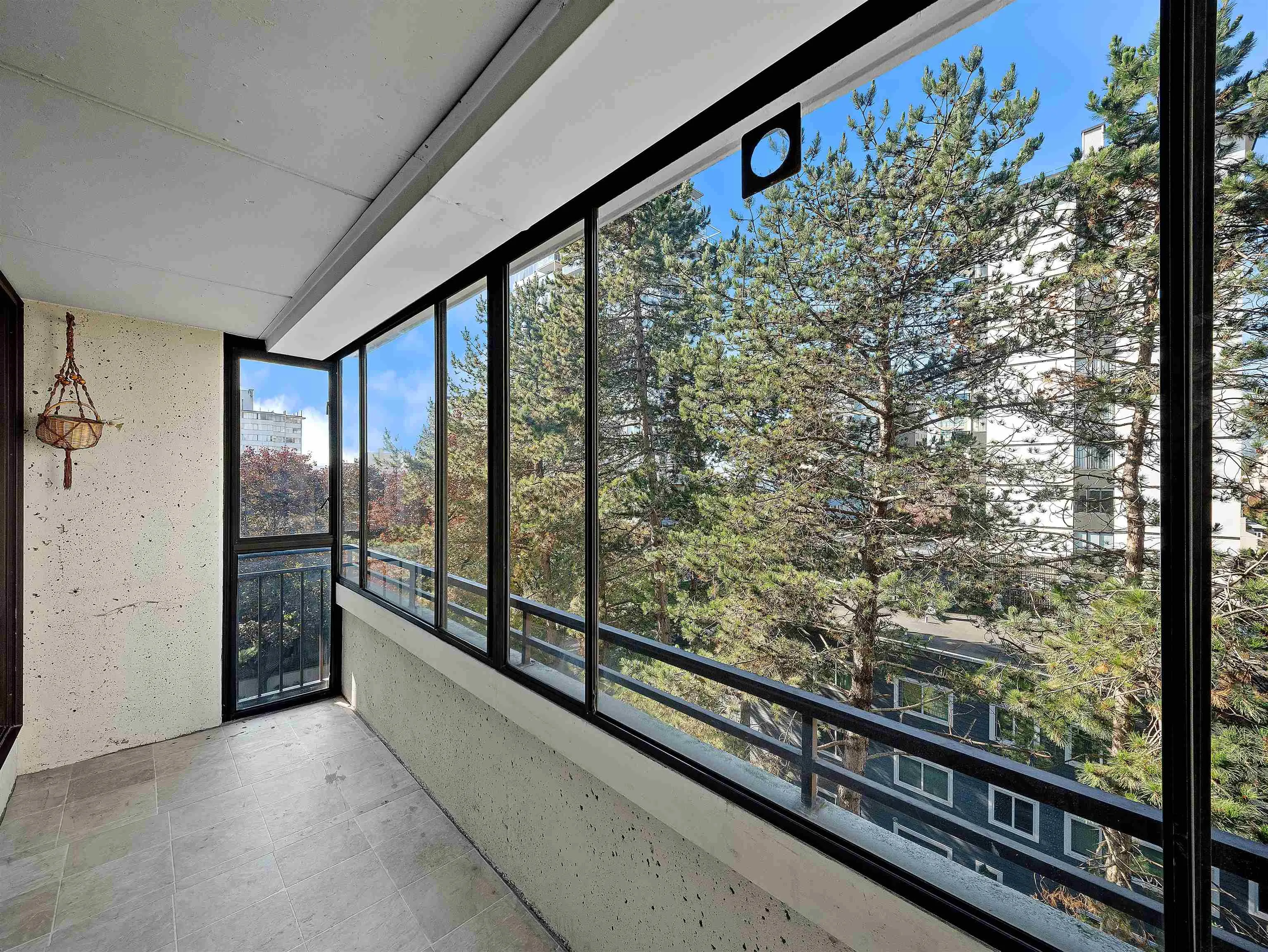 1725 Pendrell Street #503-504