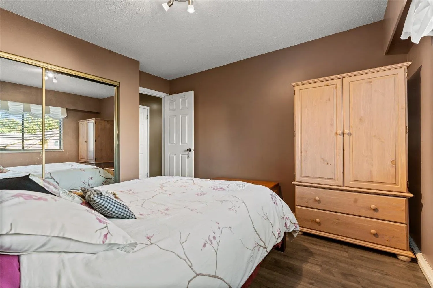 32885 George Ferguson Way #106