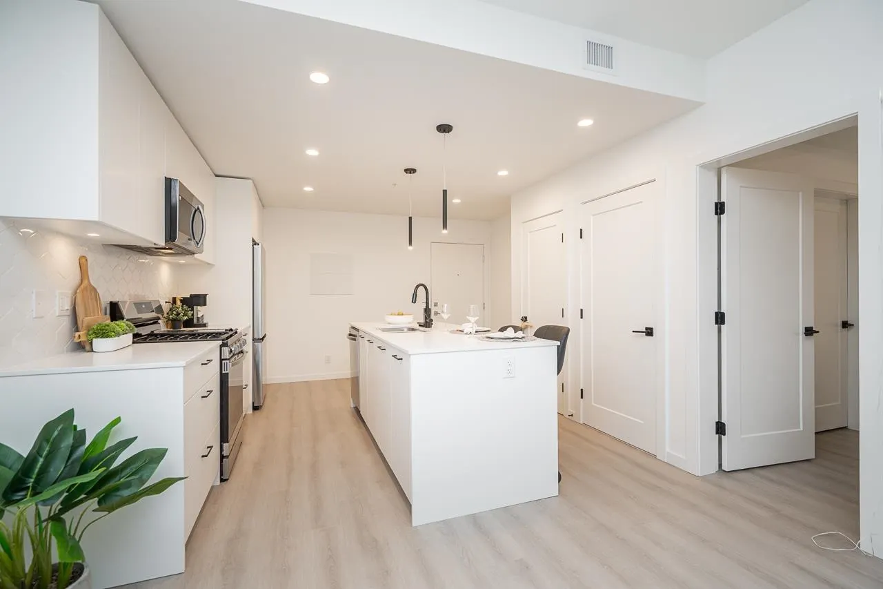 20077 84 Avenue #209