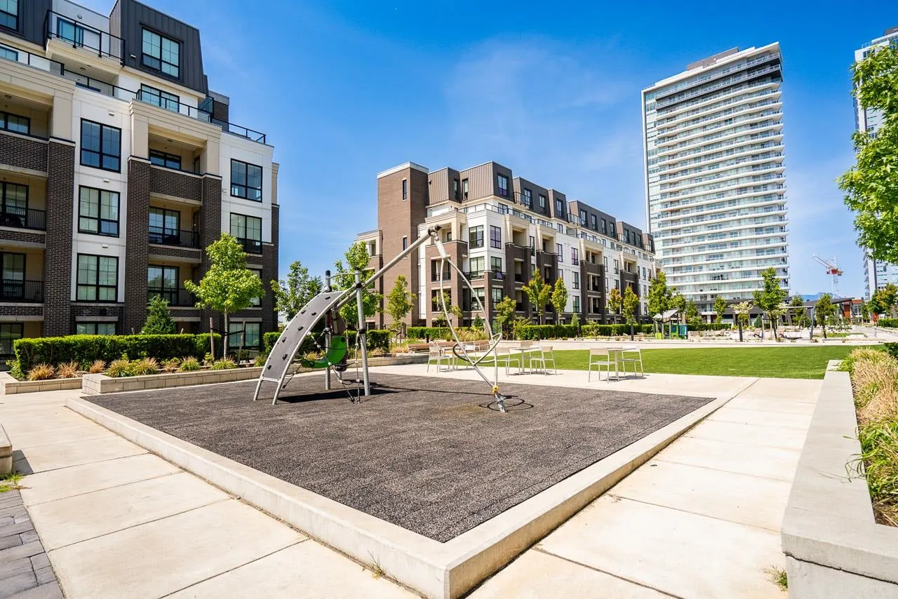 20077 84 Avenue #209