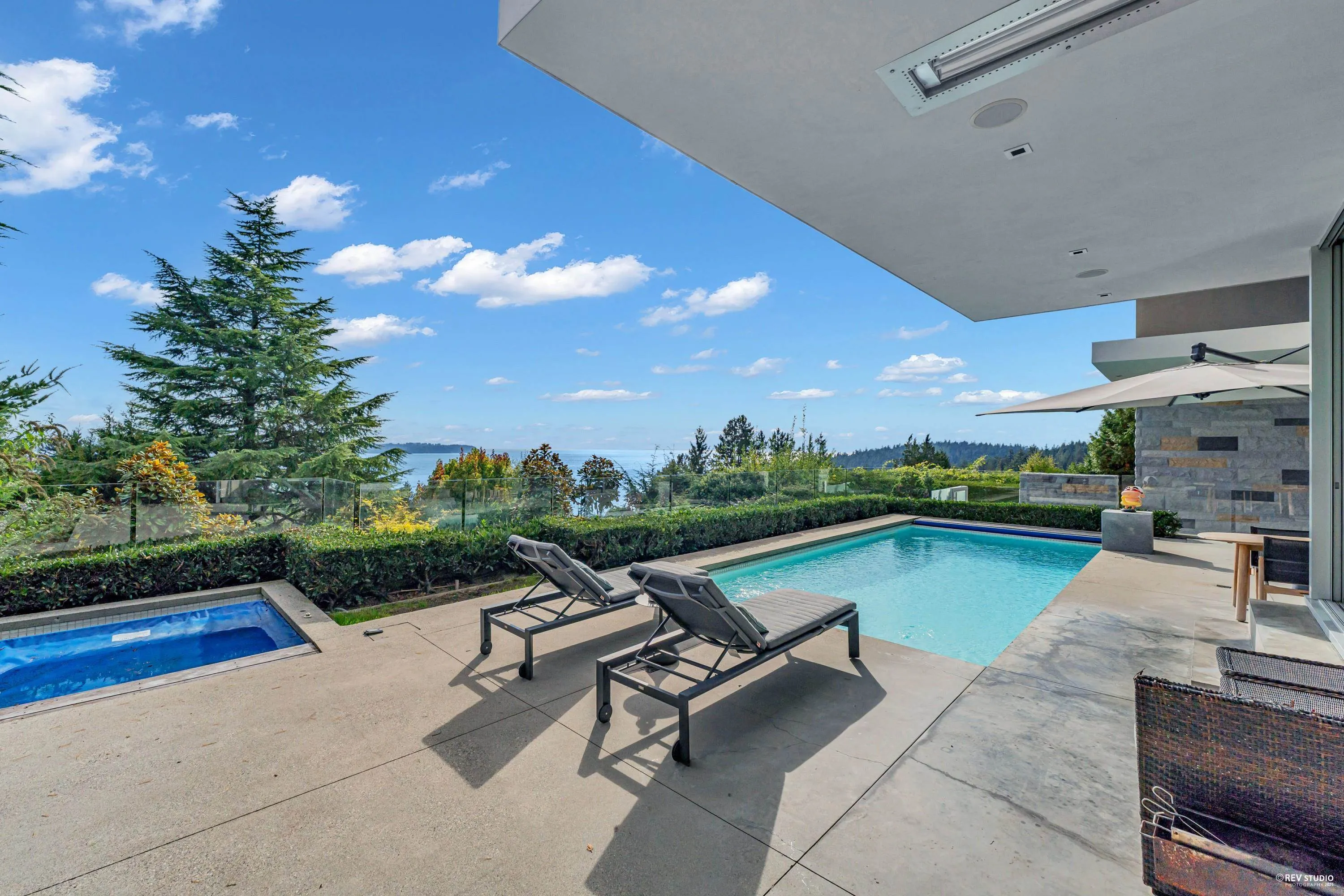 4313 Rockridge Road