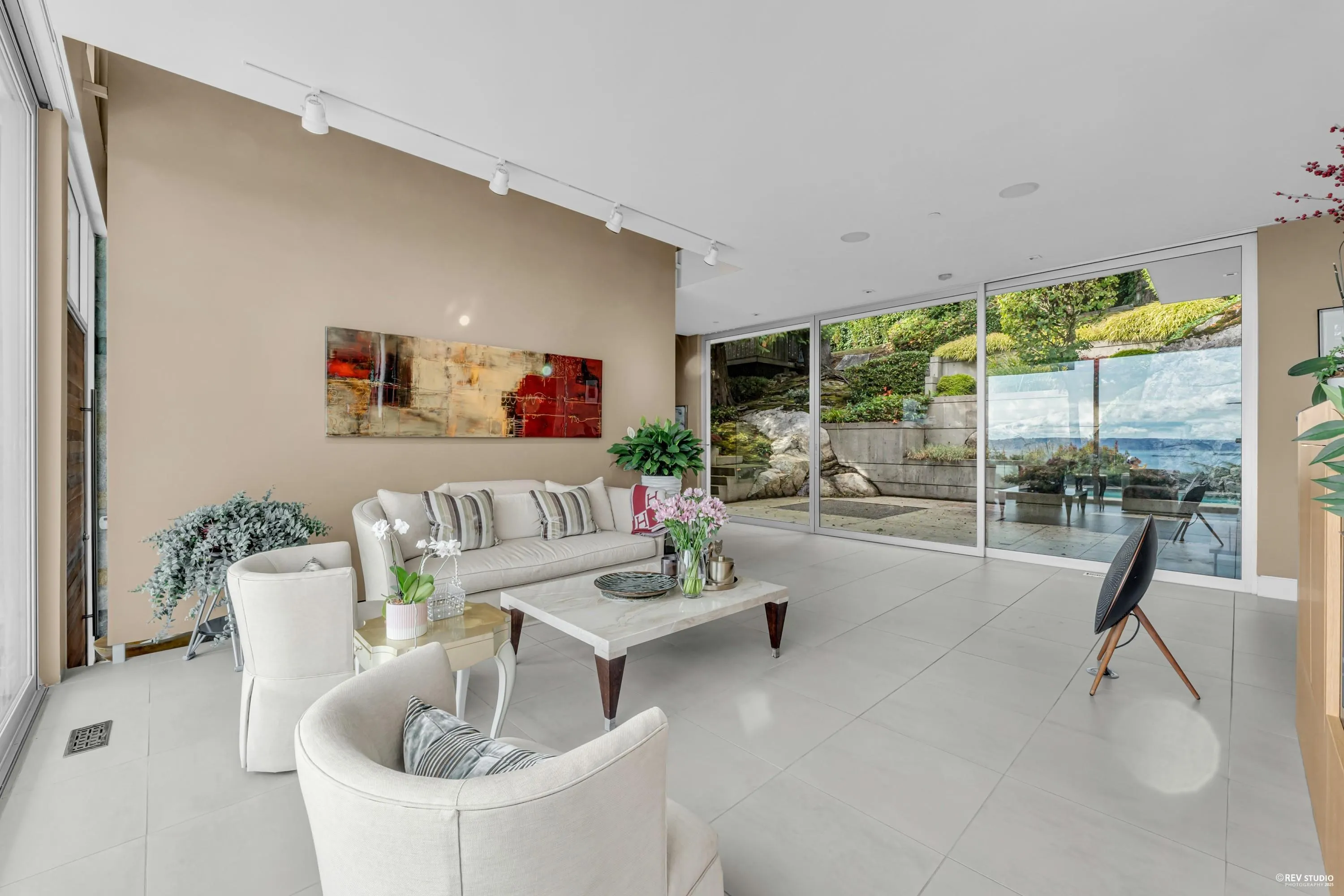 4313 Rockridge Road