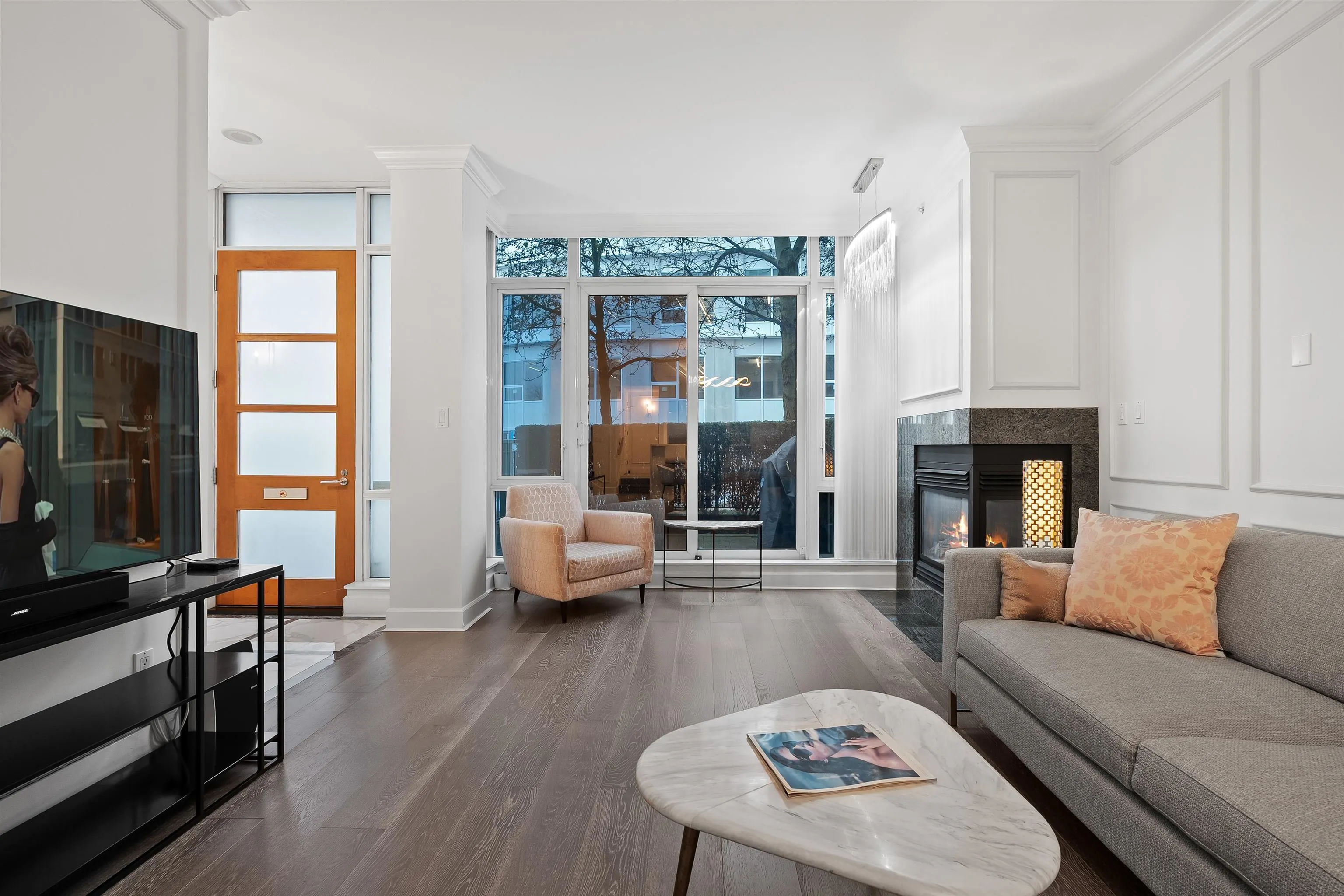 493 Broughton Street