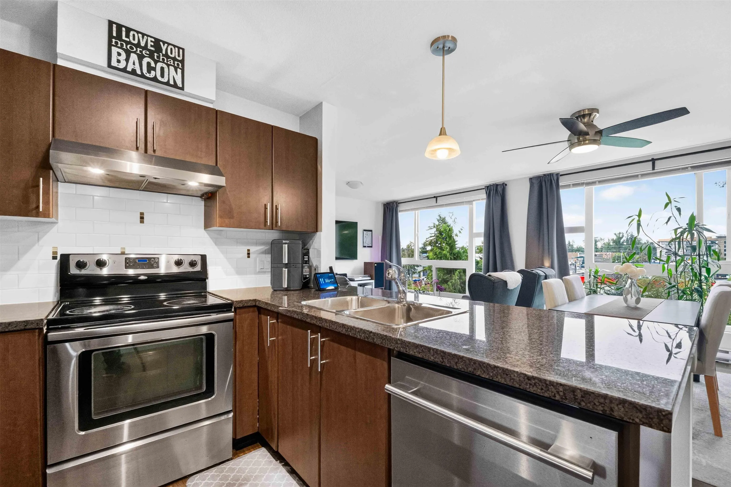 12075 228 Street #403