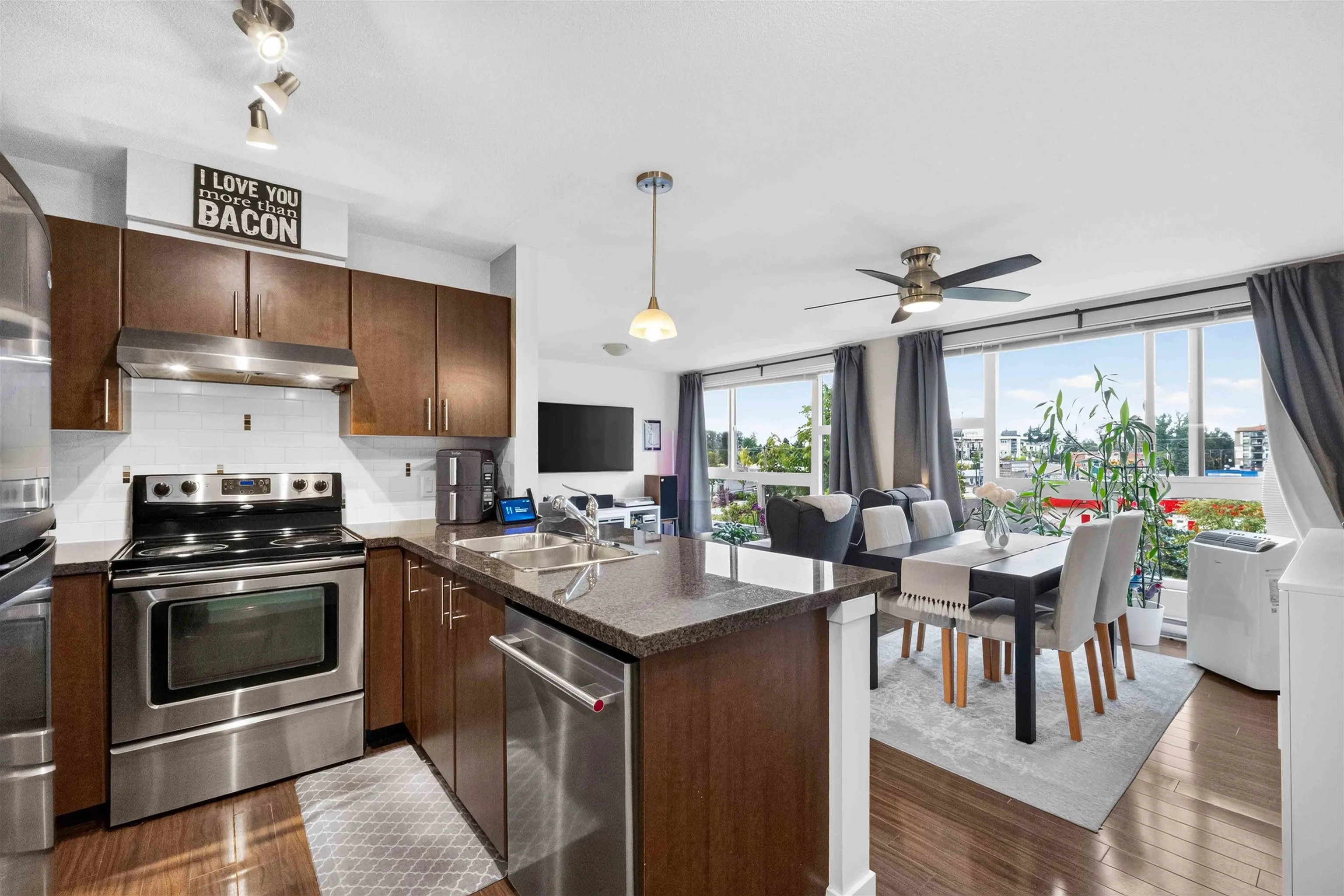 12075 228 Street #403