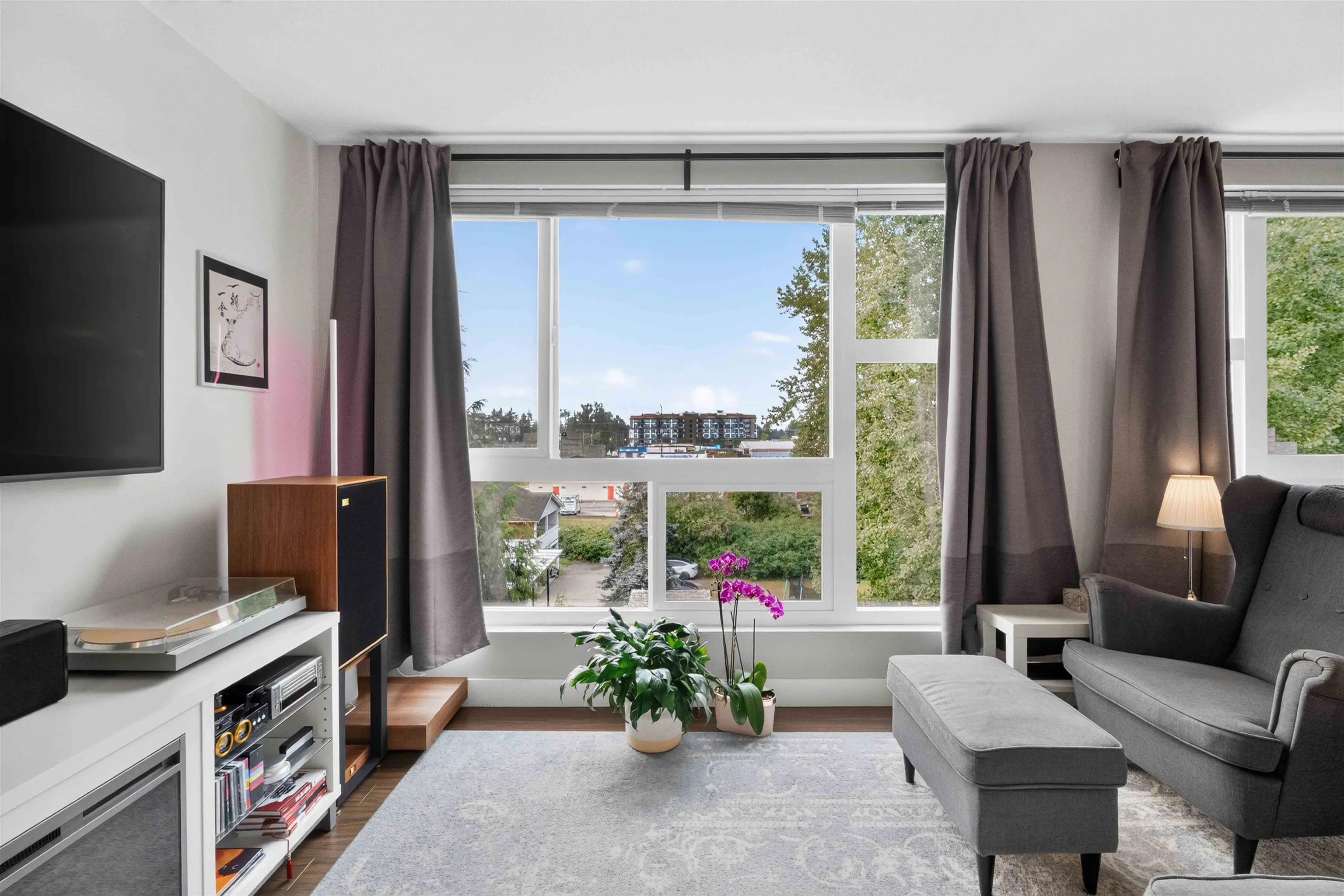 12075 228 Street #403