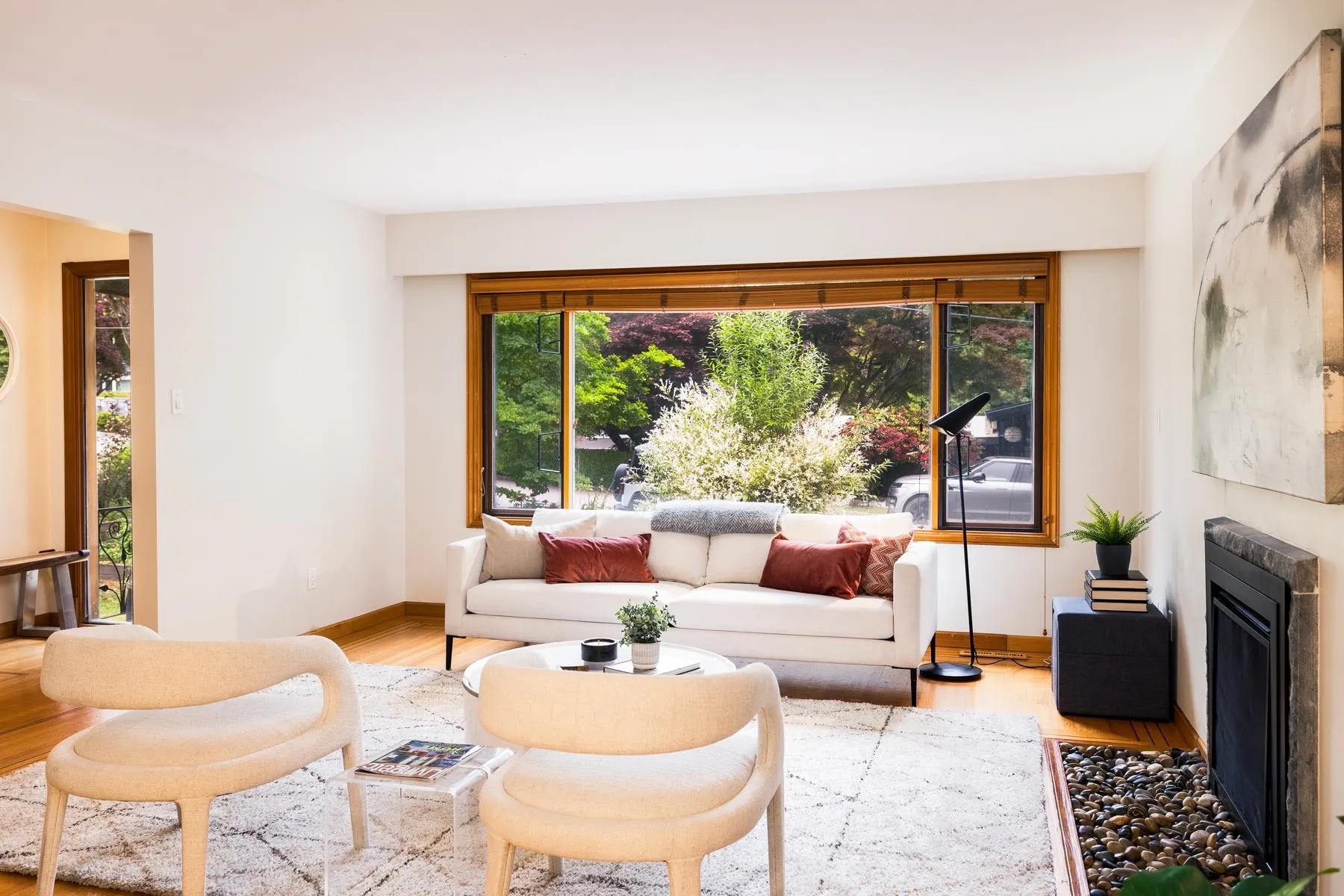 1561 Merlynn Crescent
