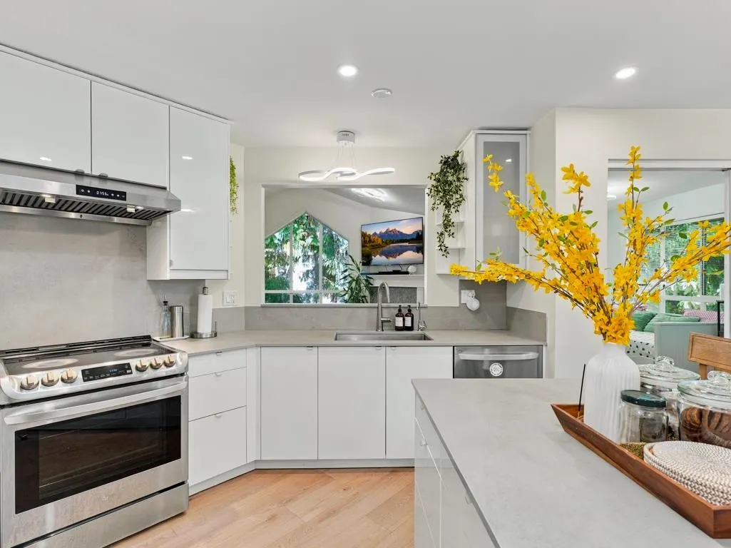 1150 Lynn Valley Road #308