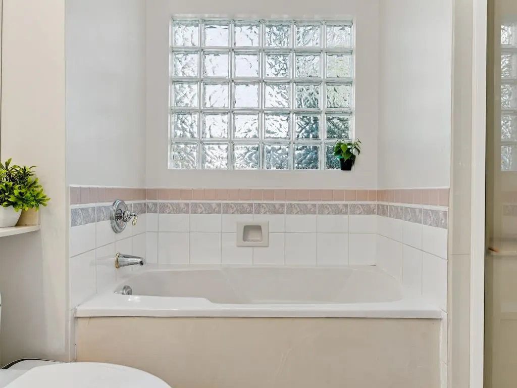1150 Lynn Valley Road #308