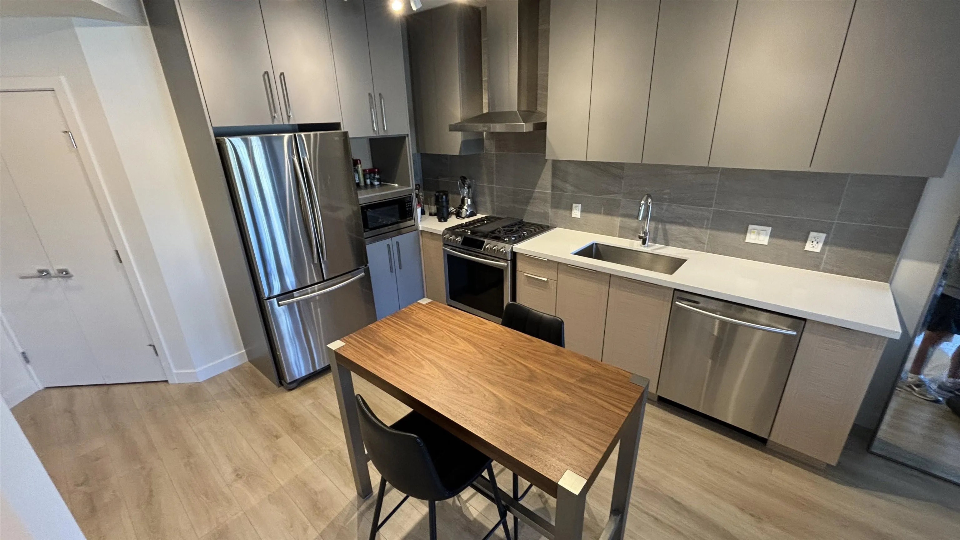 603 Regan Avenue #401