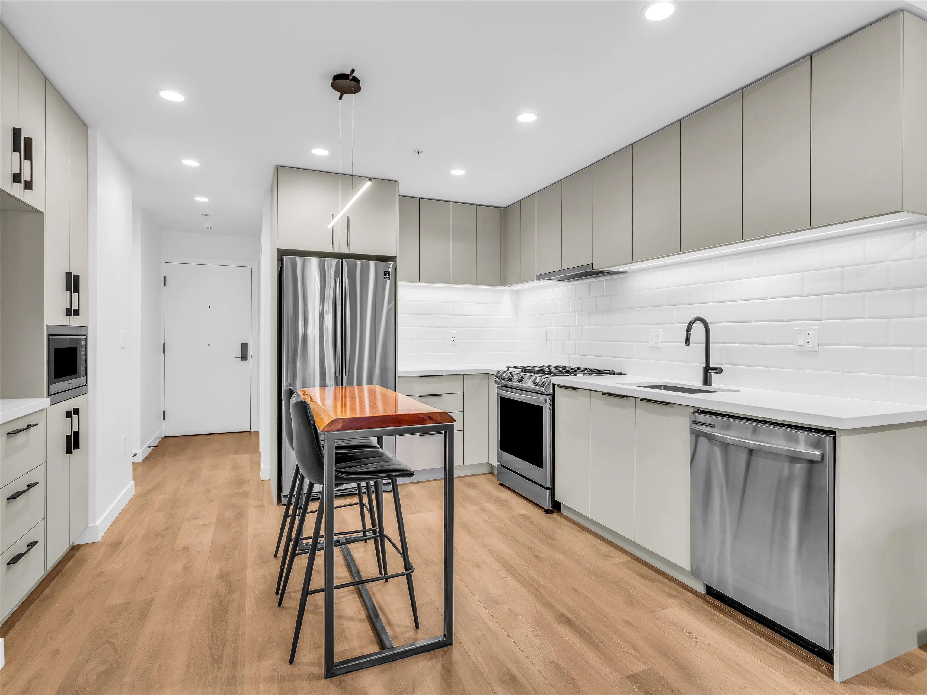 3018 St. George Street