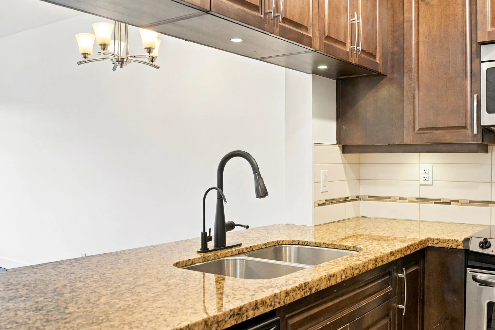 12525 190a Street #212