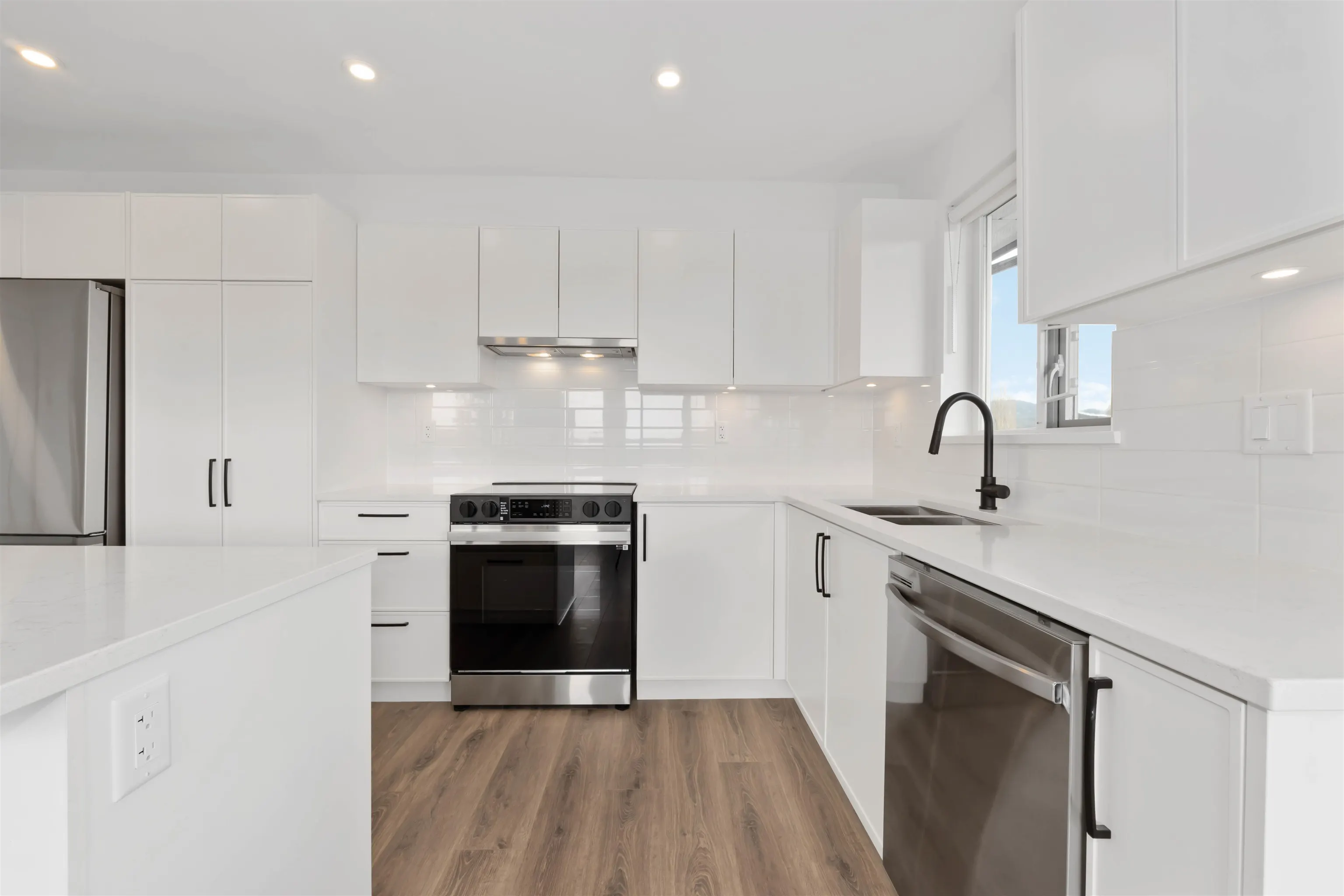 22575 Brown Avenue #407