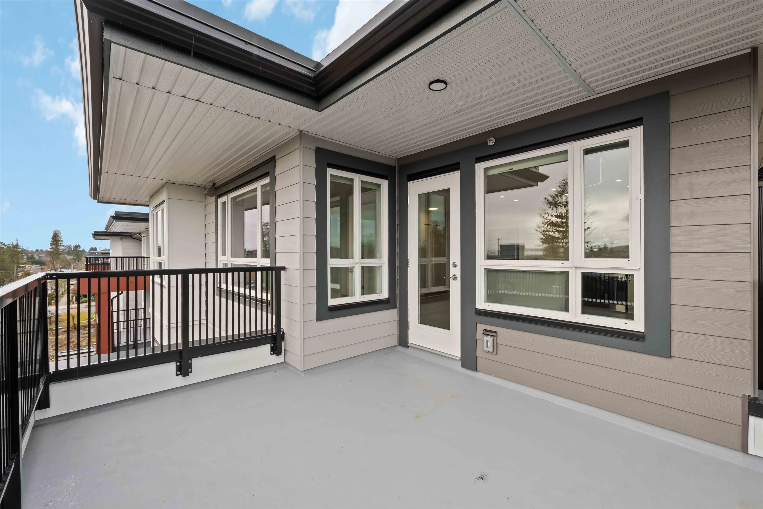 22575 Brown Avenue #407