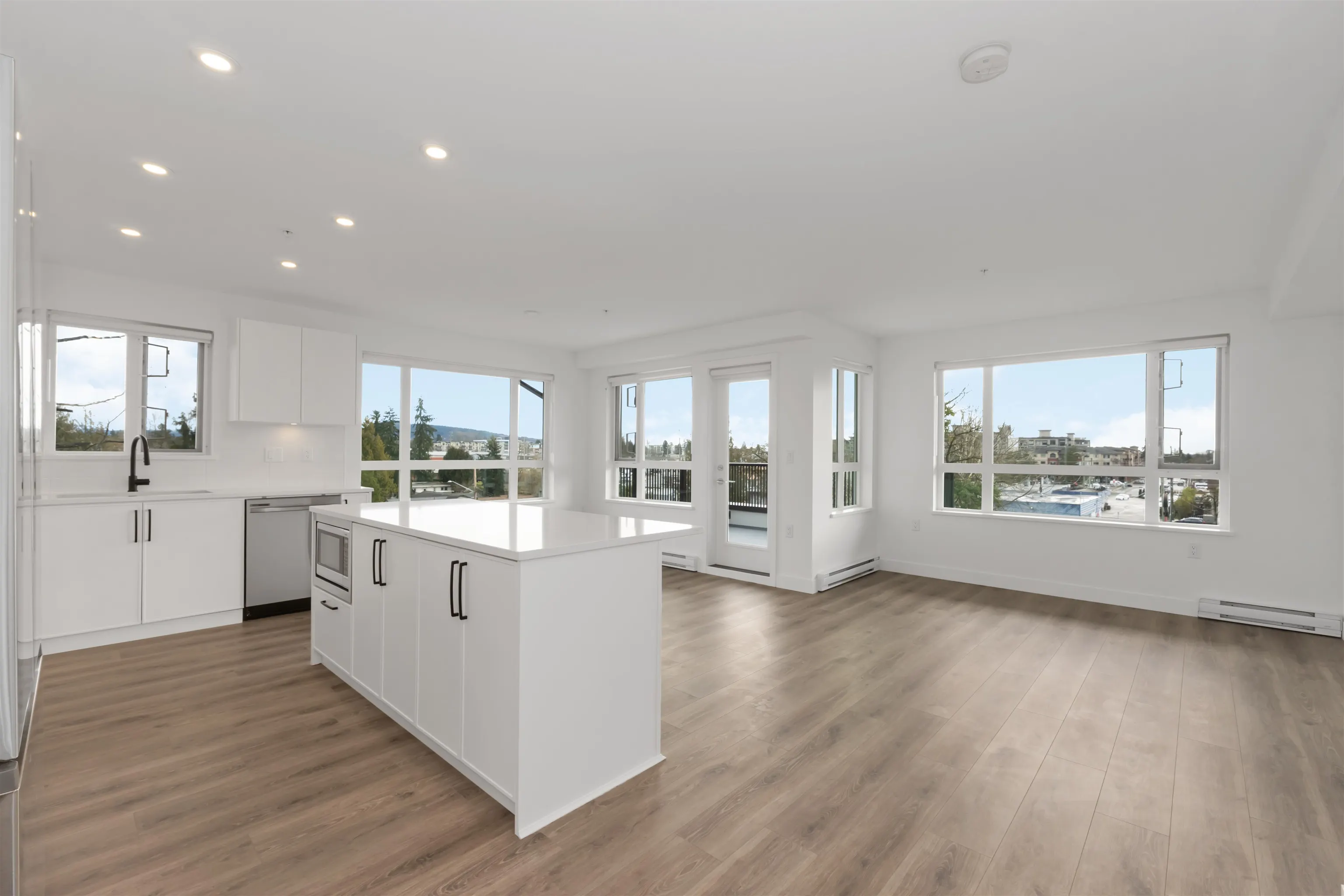 22575 Brown Avenue #407